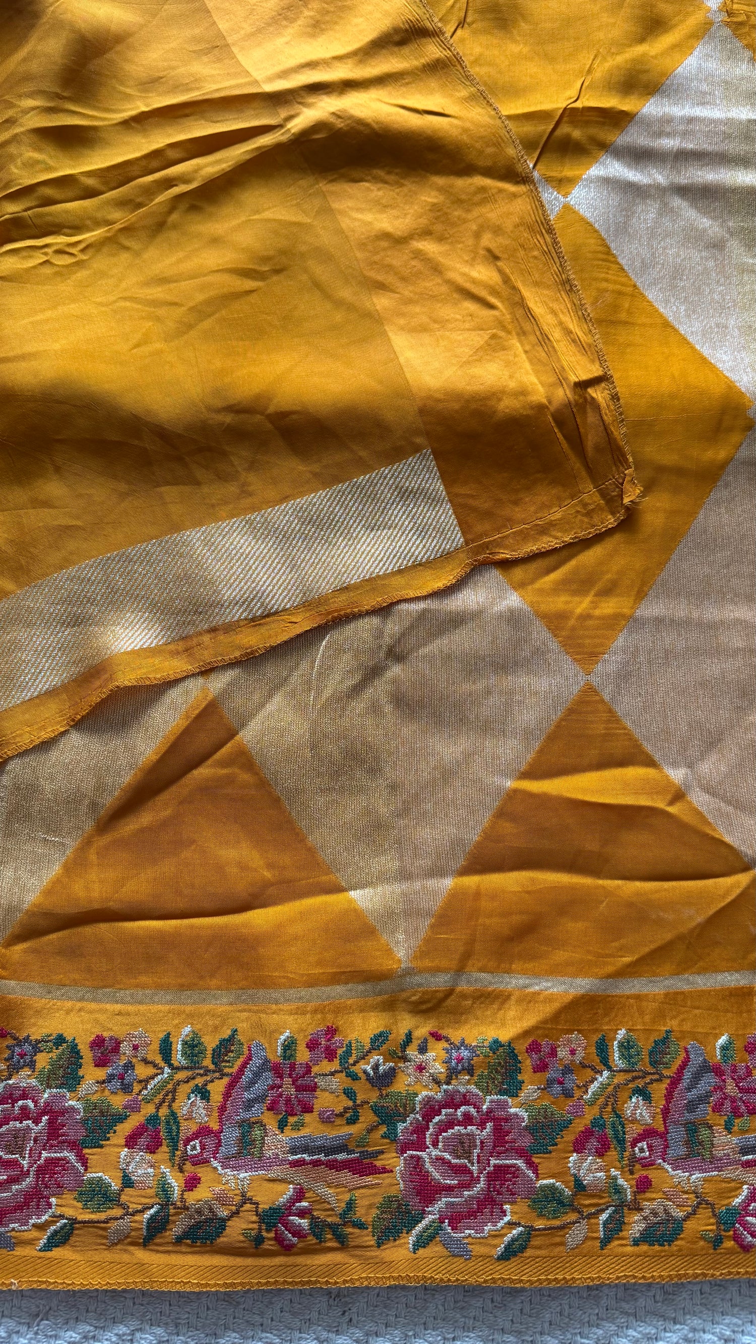 SUV5421-YELLOW