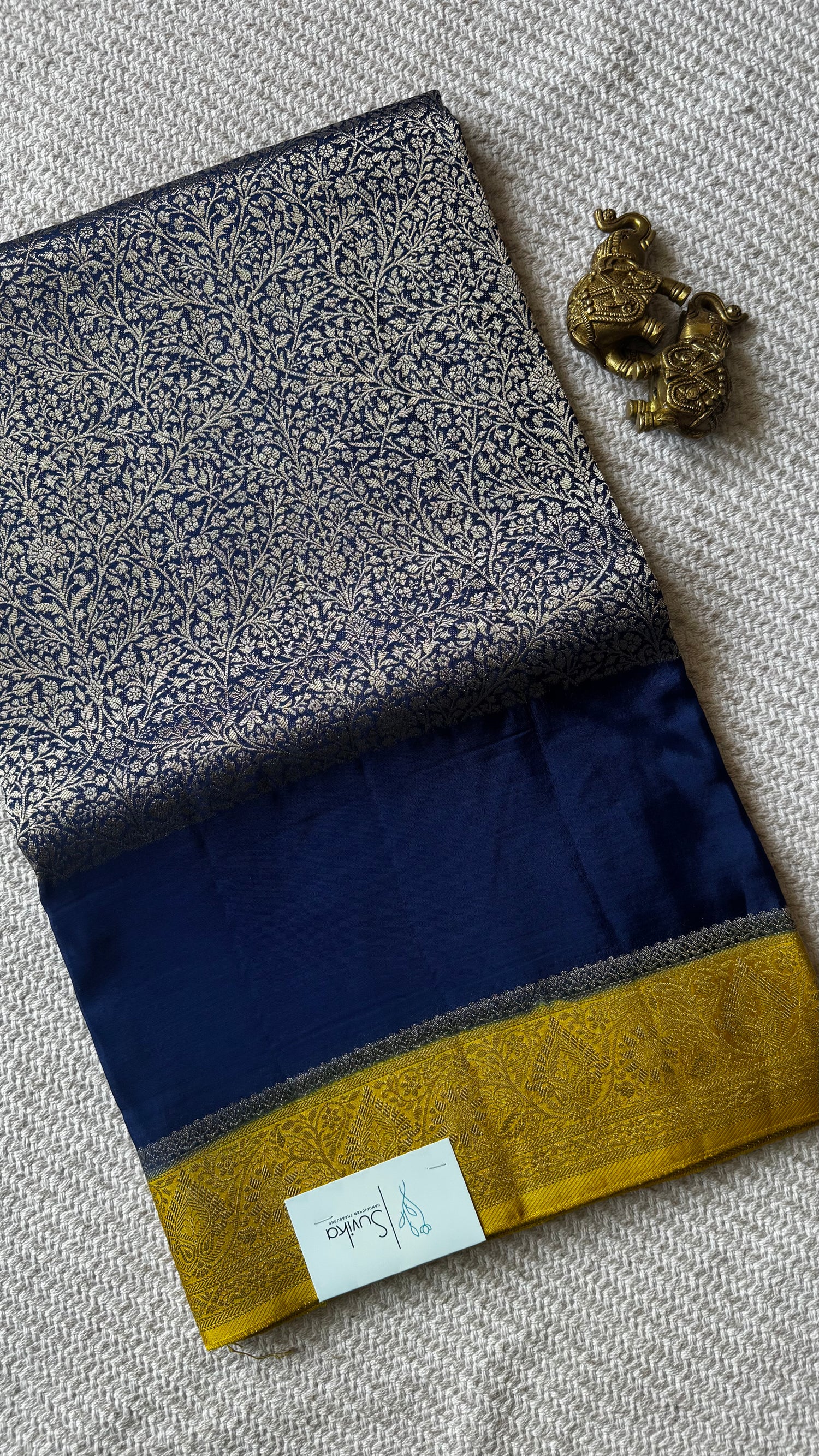 SUV4276-SAPHIREBLUE WITH YELLOW