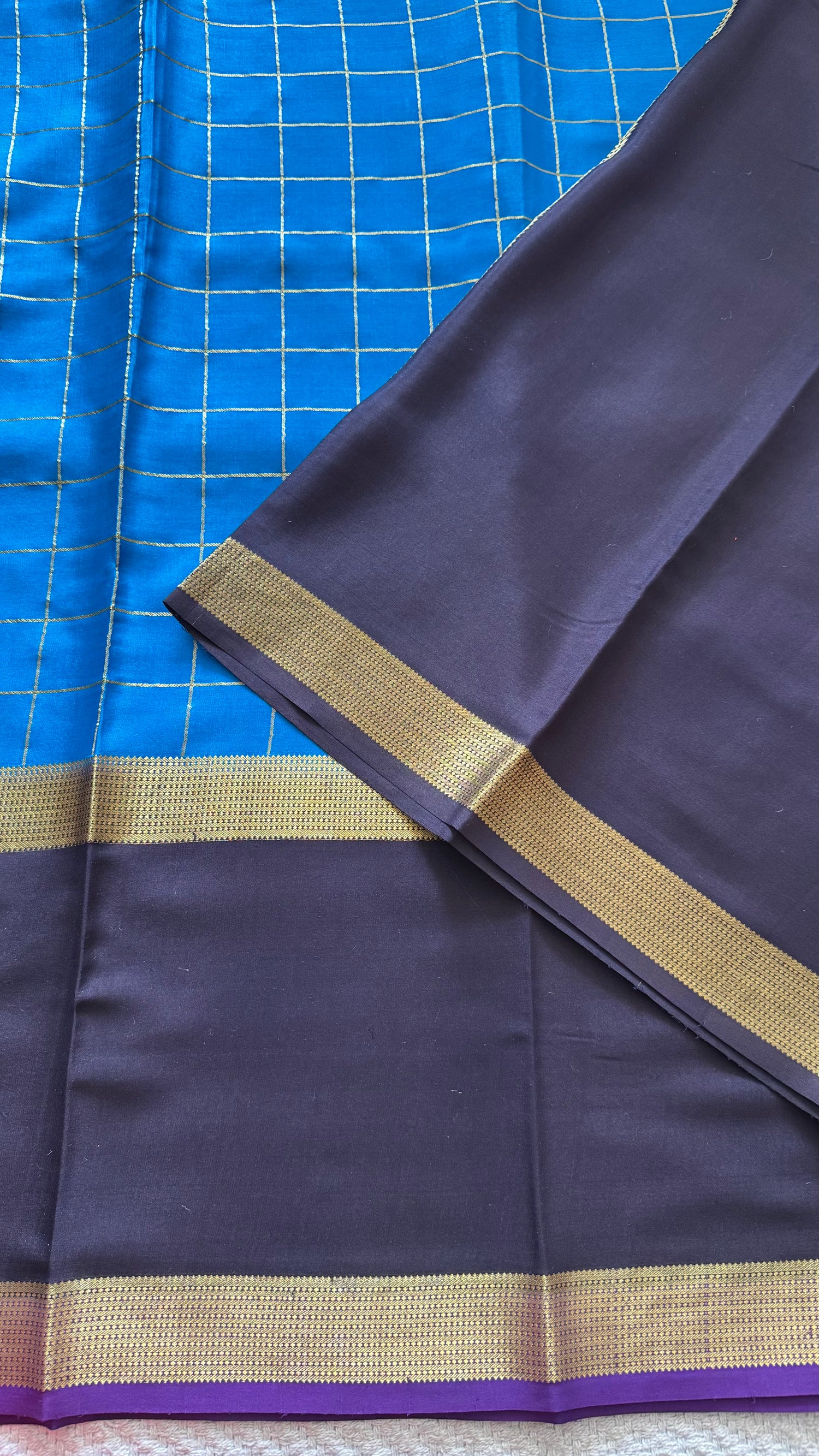 SUV2819 - SKY BLUE WITH DARK WINE