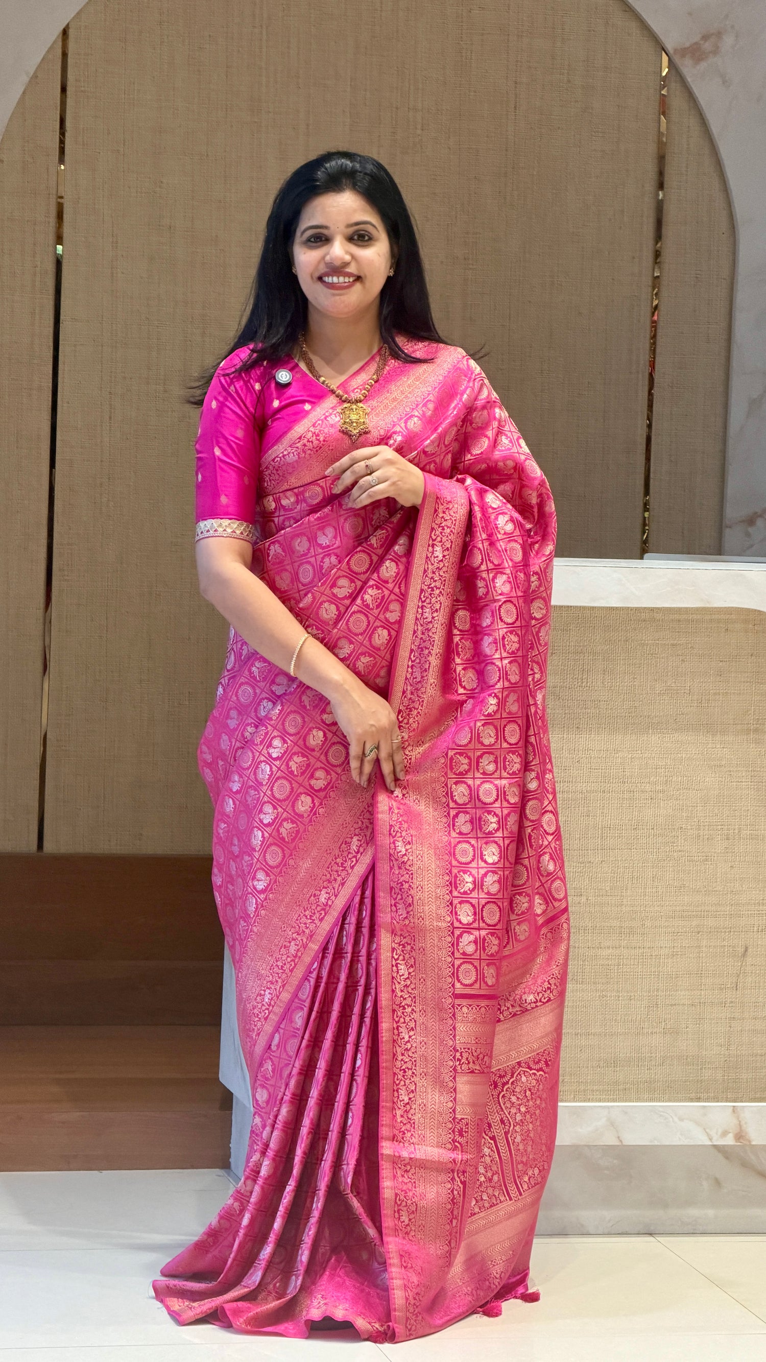 SUV4397-PINK