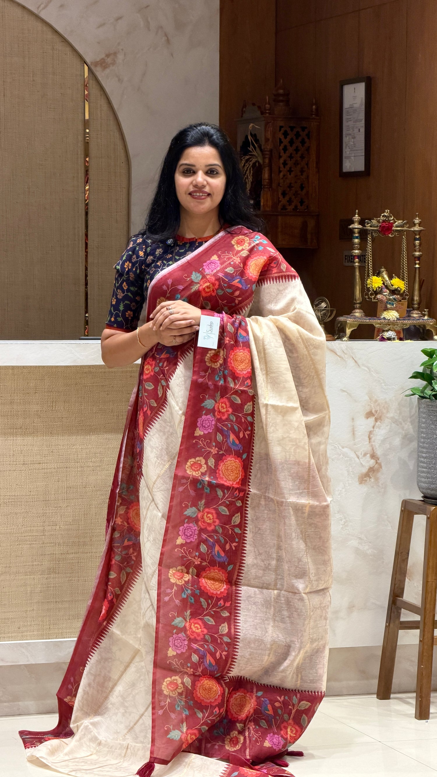 SUV3806-WHITE WITH MAROON