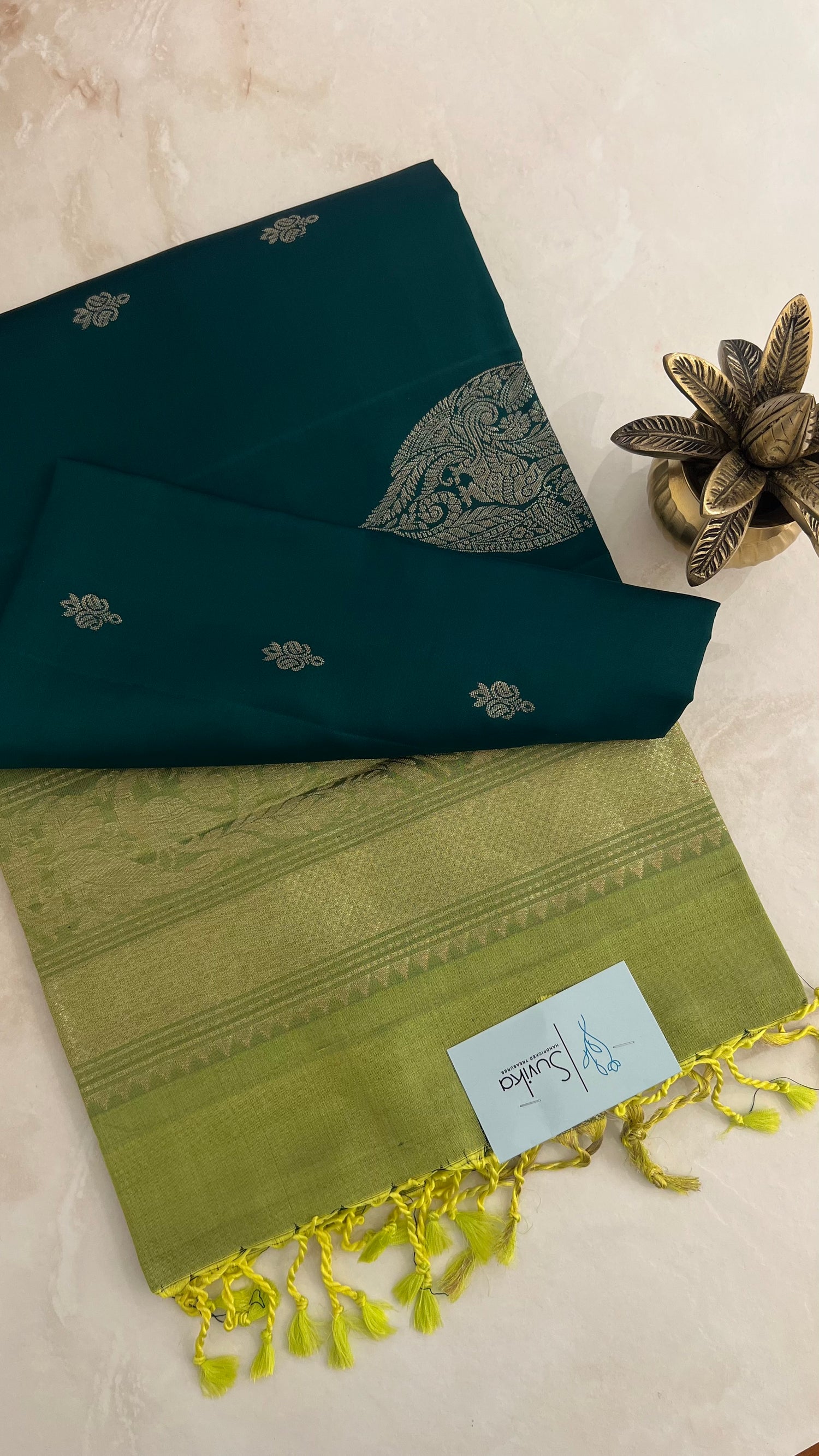 SUV3121 - BOTTLEGREEN WITH PISTA PURE SOFT SILK SAREE
