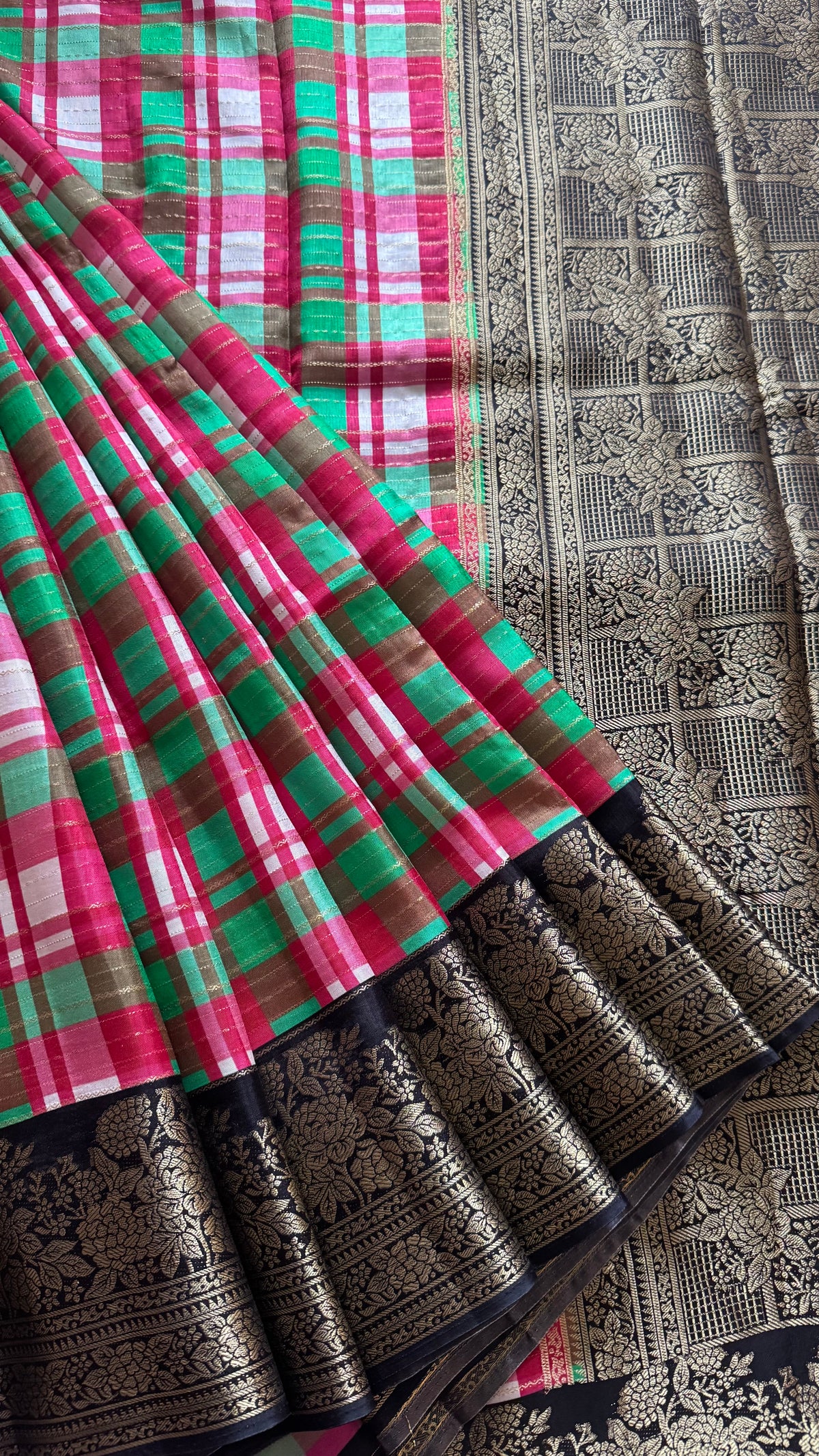 CHECK SAREES SUV5879-WHITE
