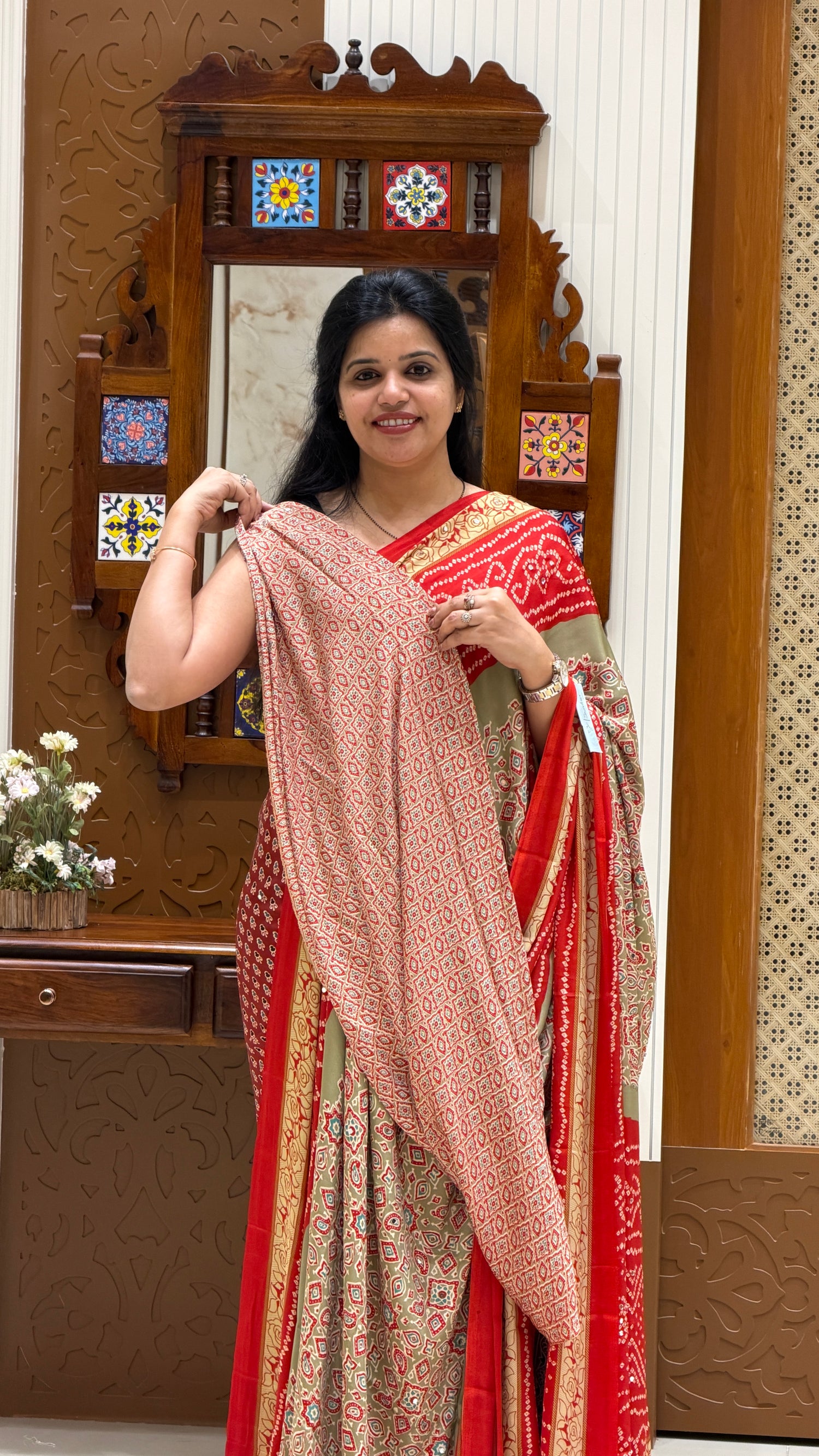 SUV4498-MEHNDIGREEN WITH RED
