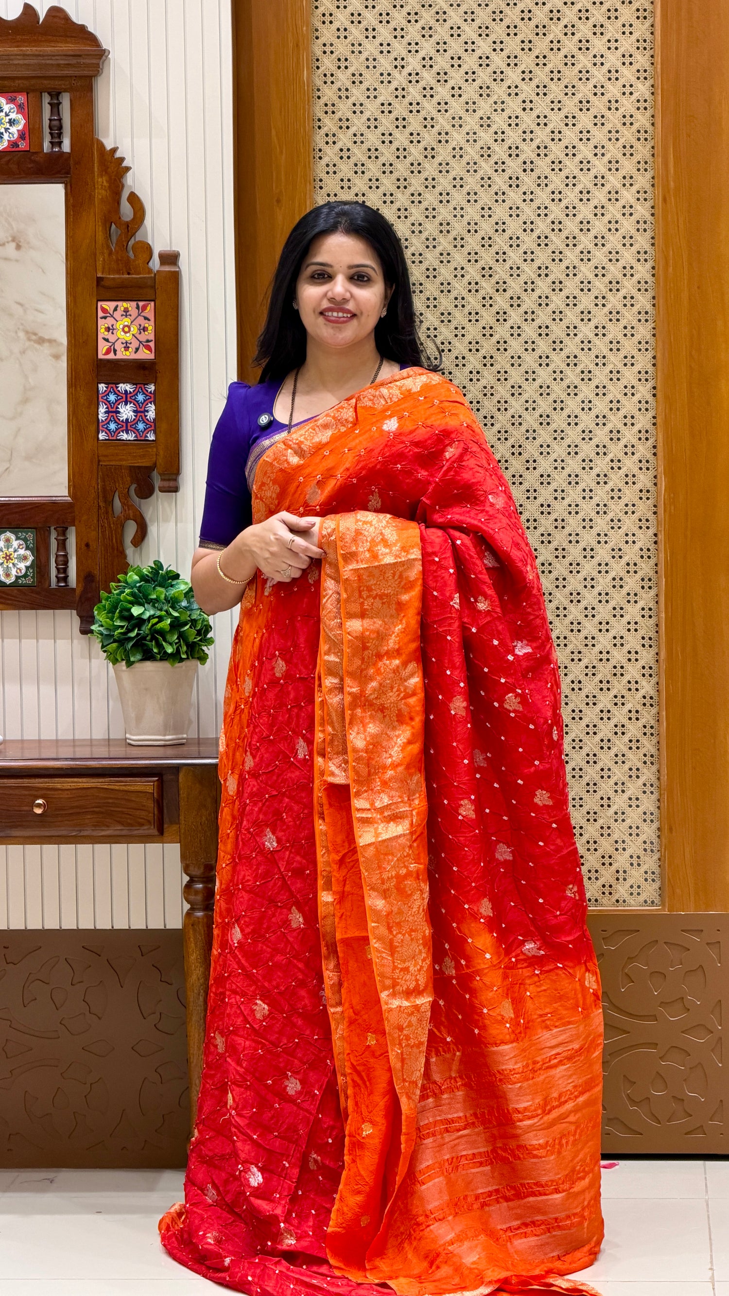 SUV5495-RED WITH ORANGE