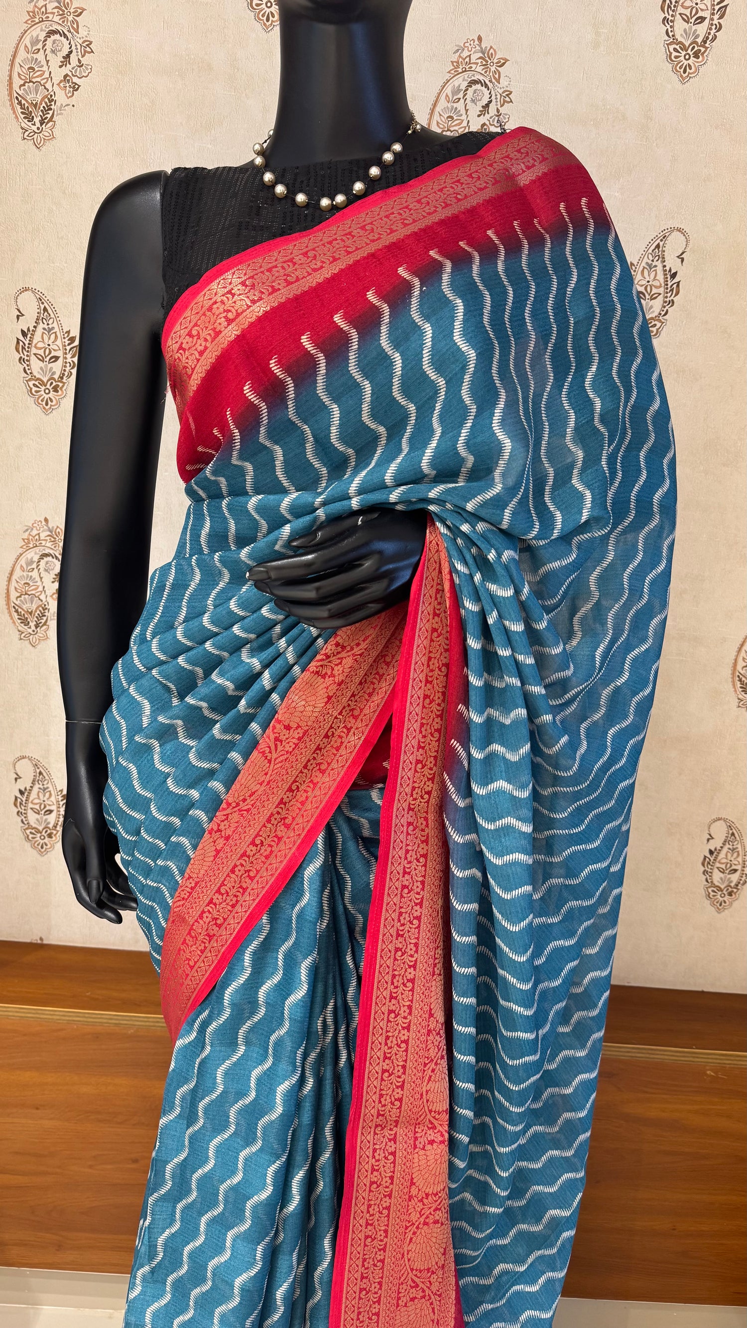 SUV1902 - TURQUISH RED