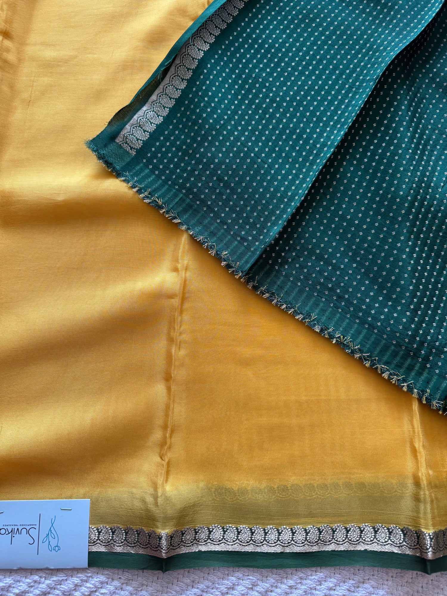 SUV4433-YELLOW