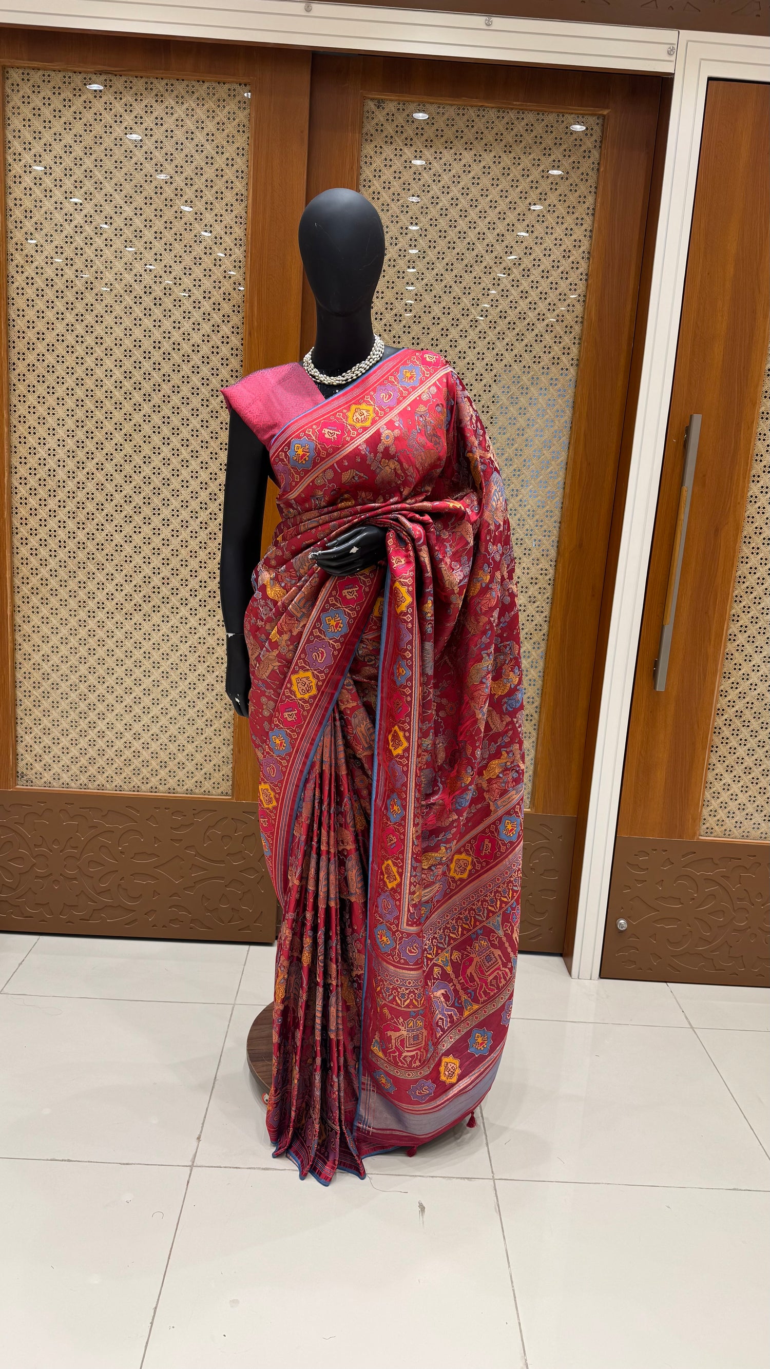SATIN CREPE SUV5466-RED