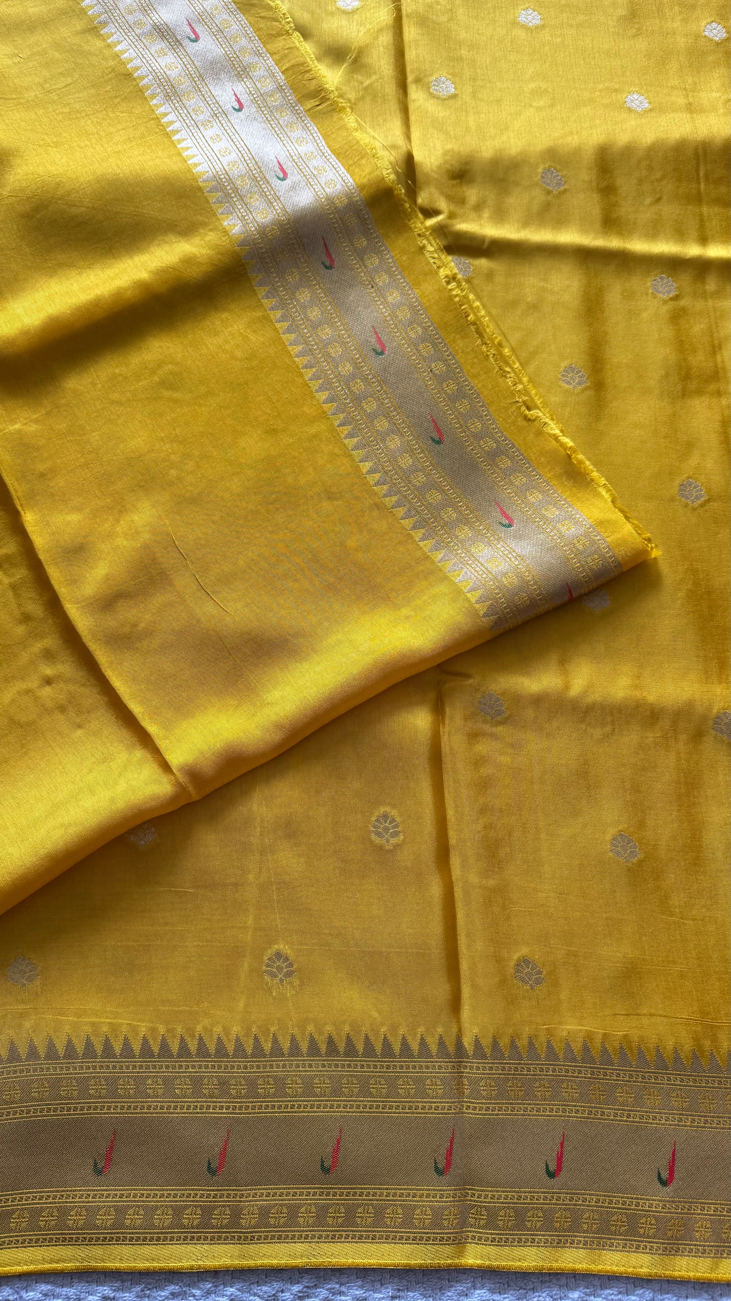 CREPE SILK SUV5647