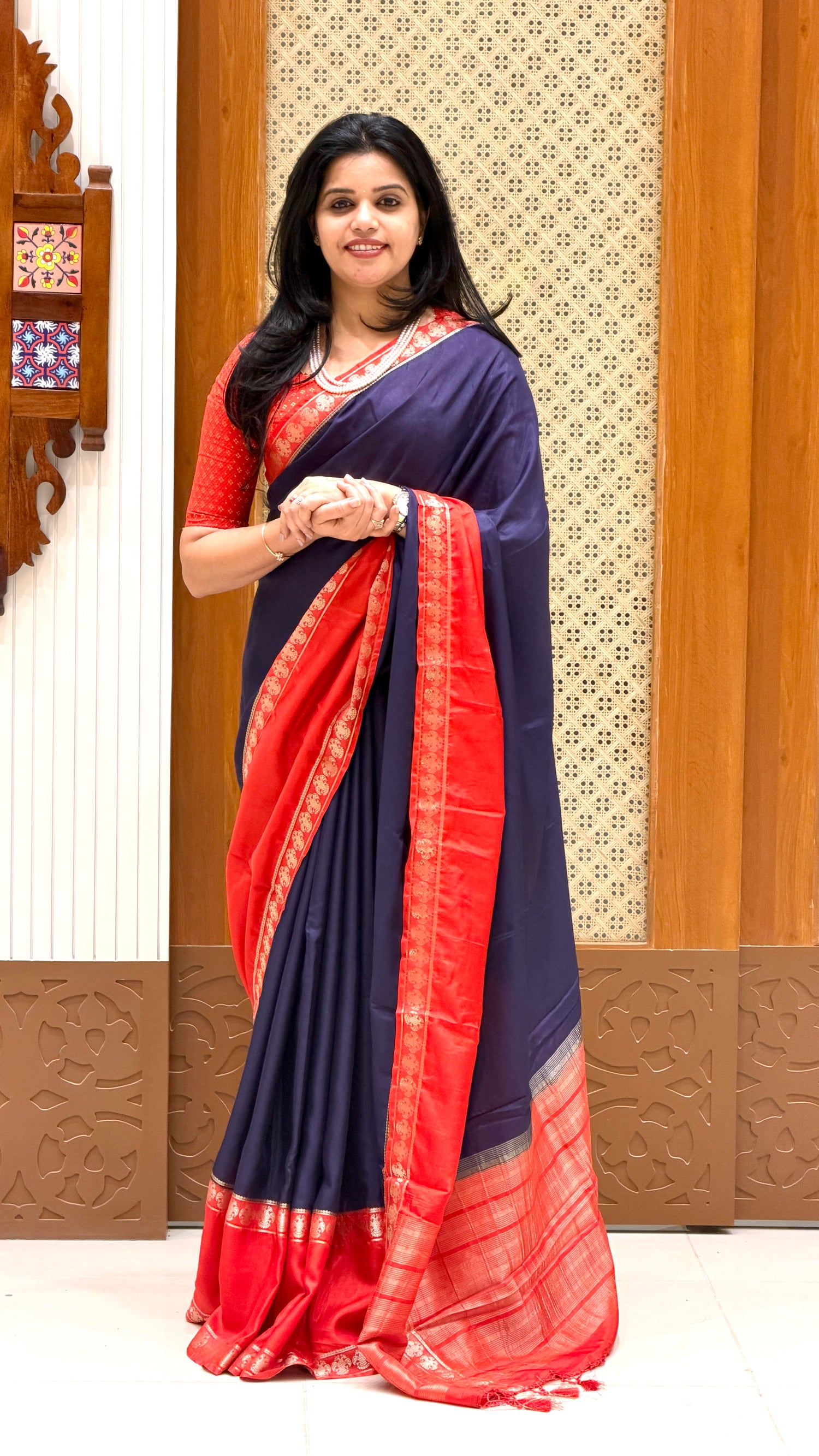 SUV4146-BLUE WITH RED
