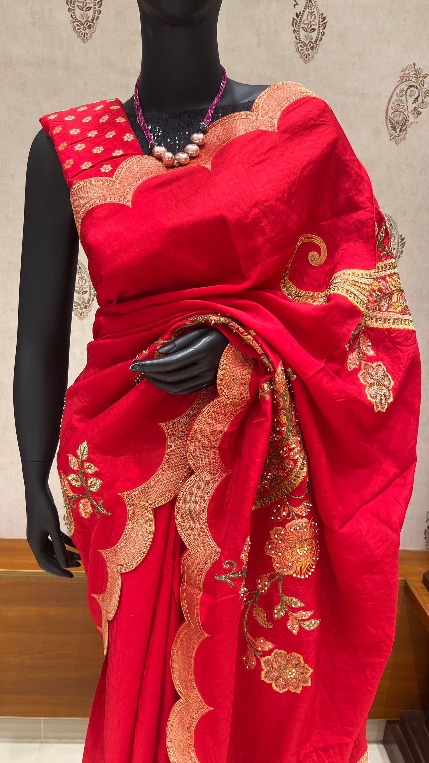 SUV4626-RED