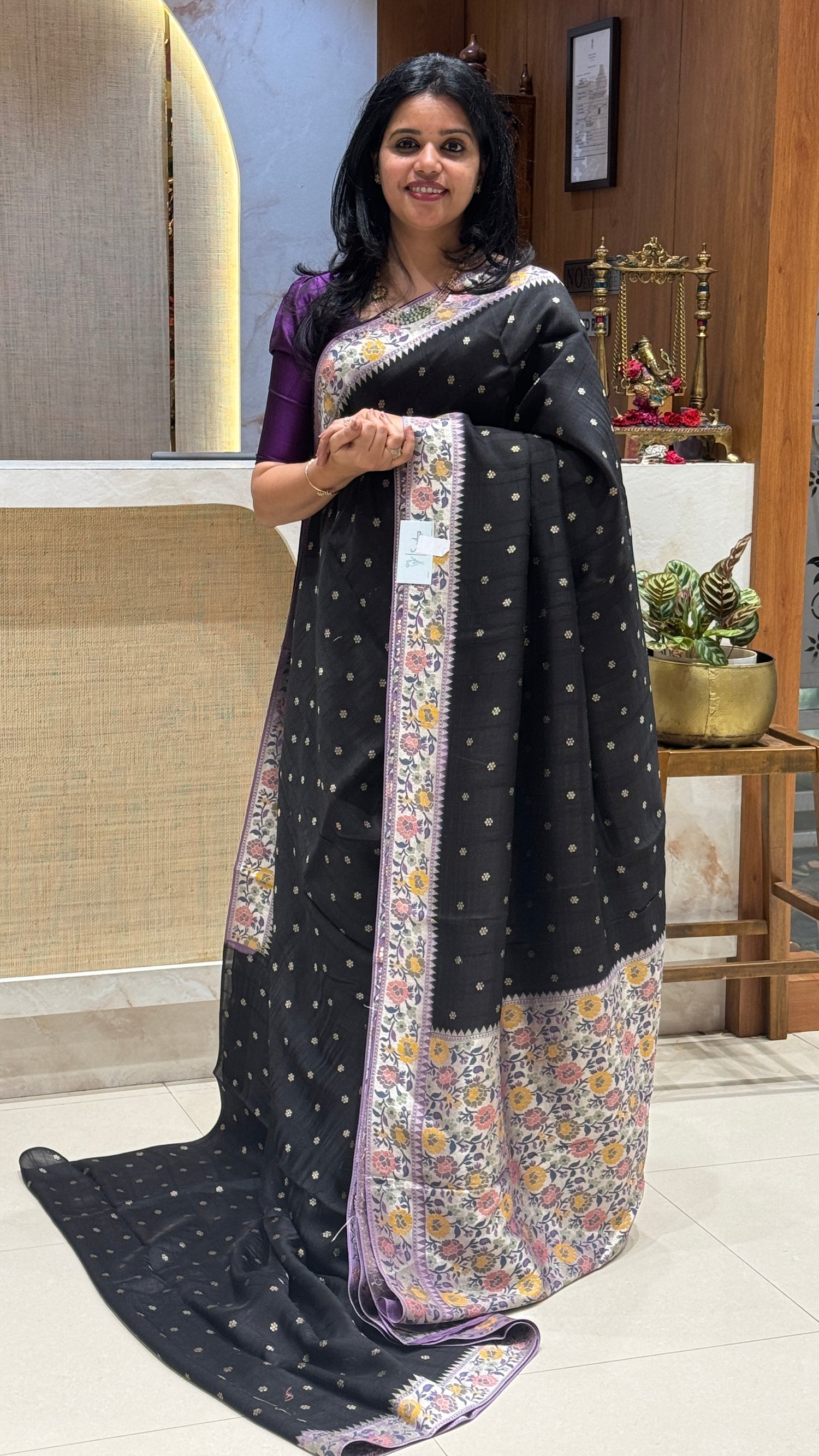 SUV3820-BLACK WITH LAVENDAR