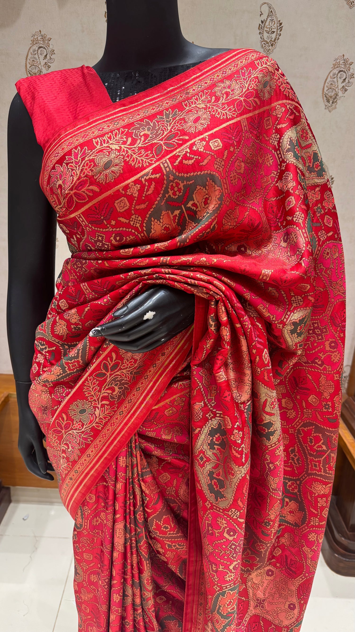 SUV5467-RED