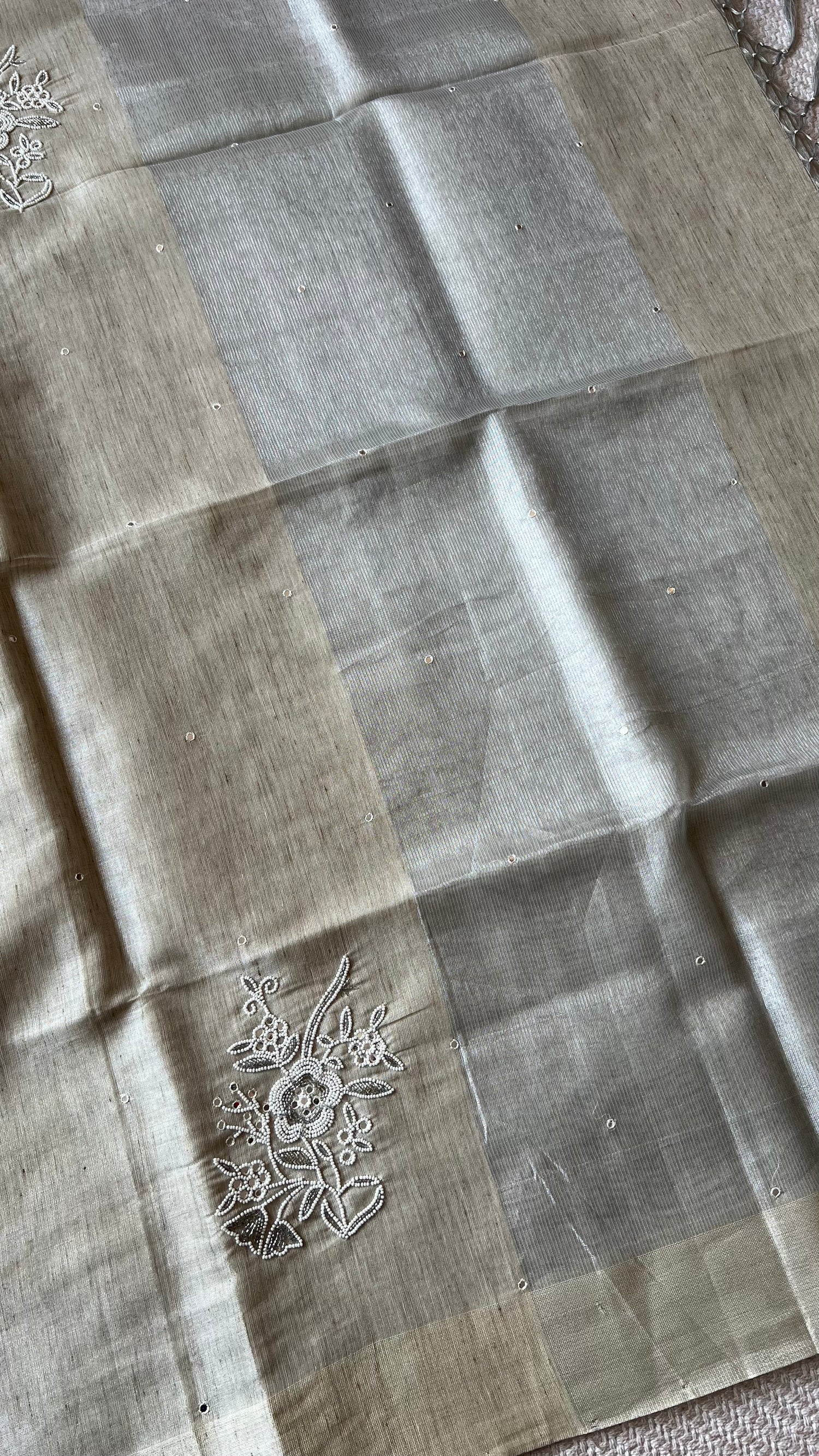 HW65 Tissue hand work 100