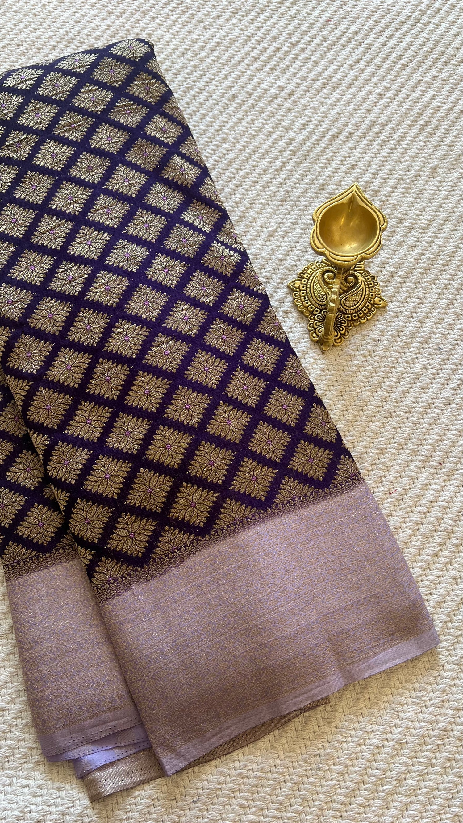 SUV4372-PURPLE WITH LAVENDER