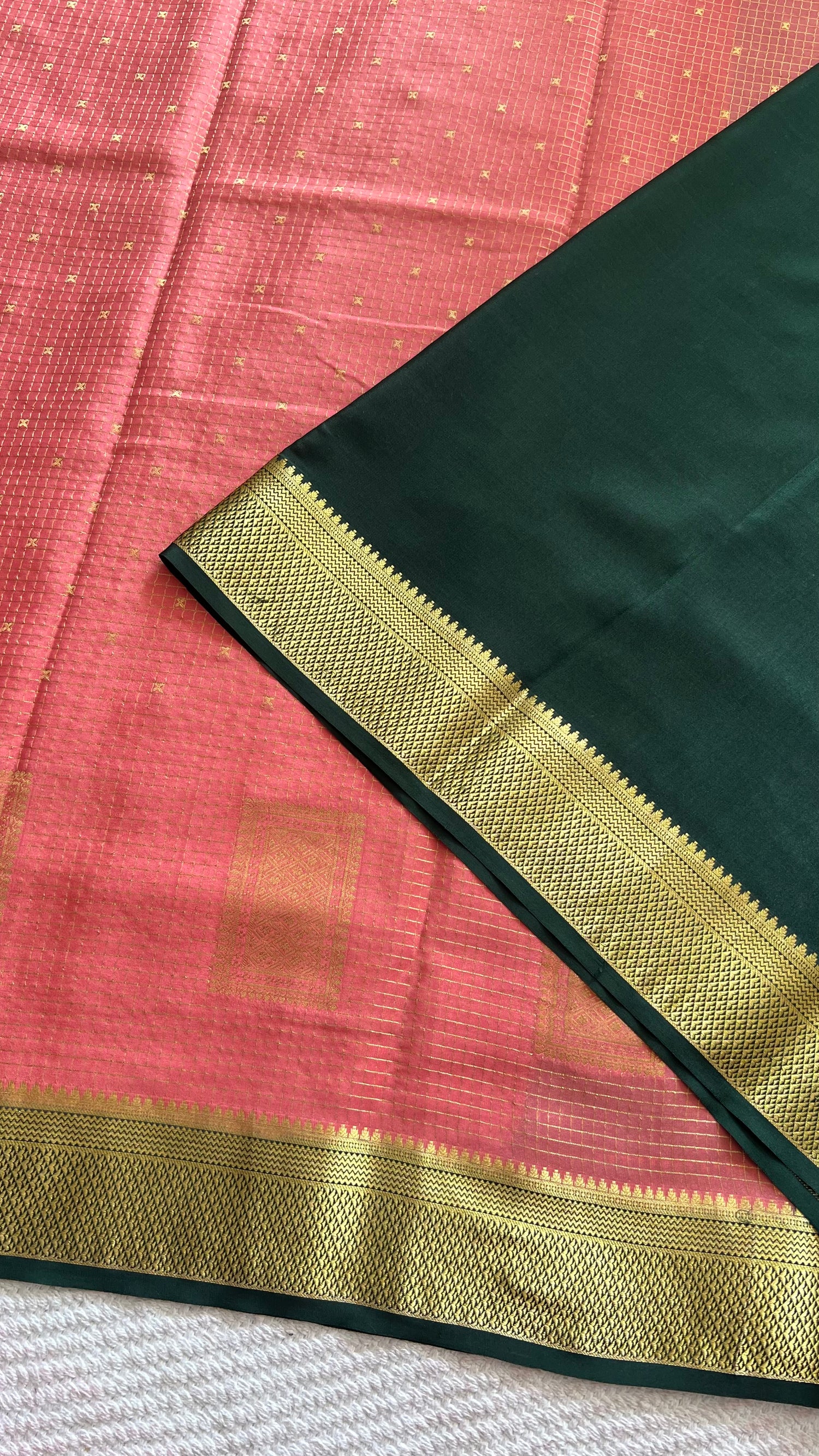 PSUV282-PEACH WITH GREEN