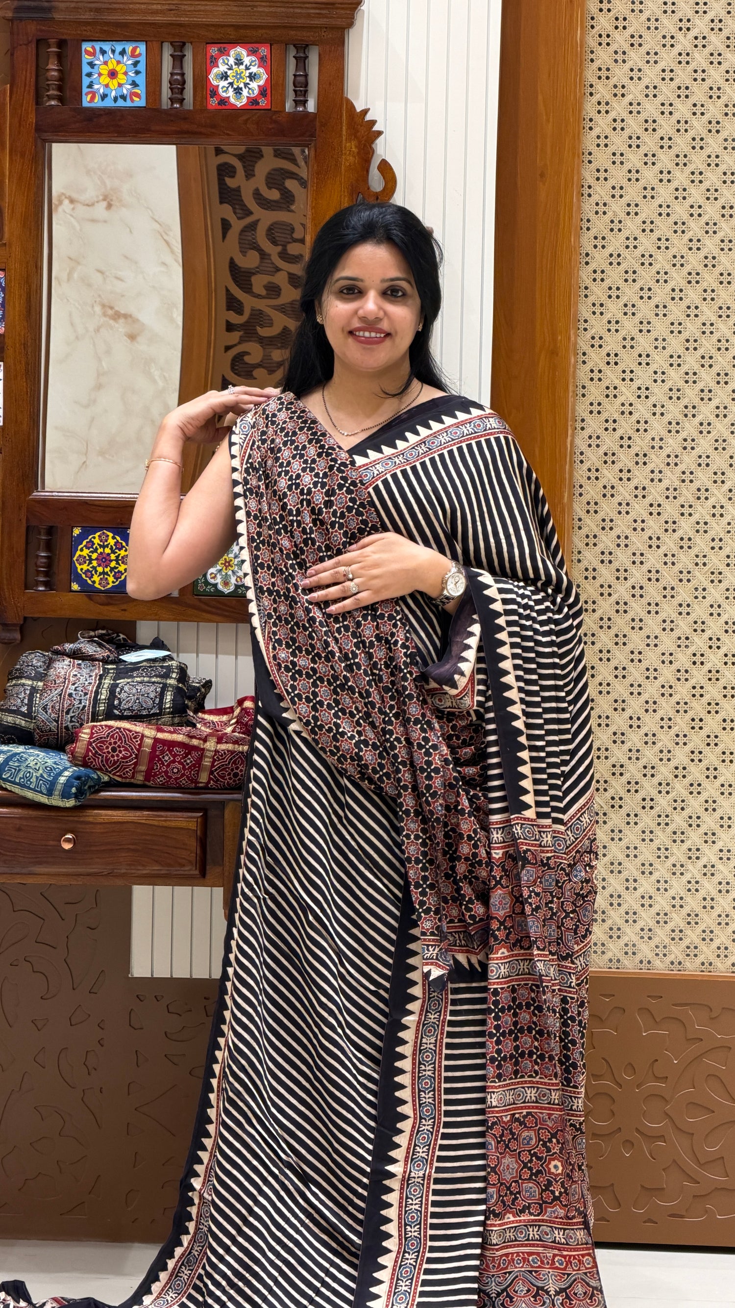 SUV4490-BLACK STRIPES PURE MODAL SILK