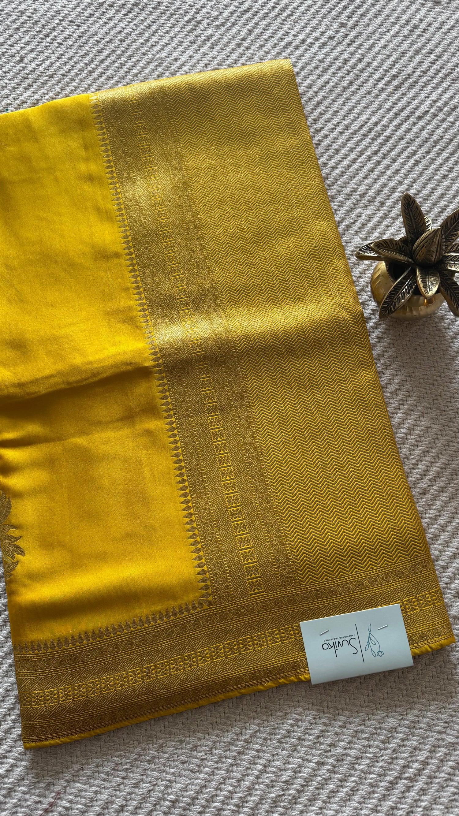 SUV4526-YELLOW