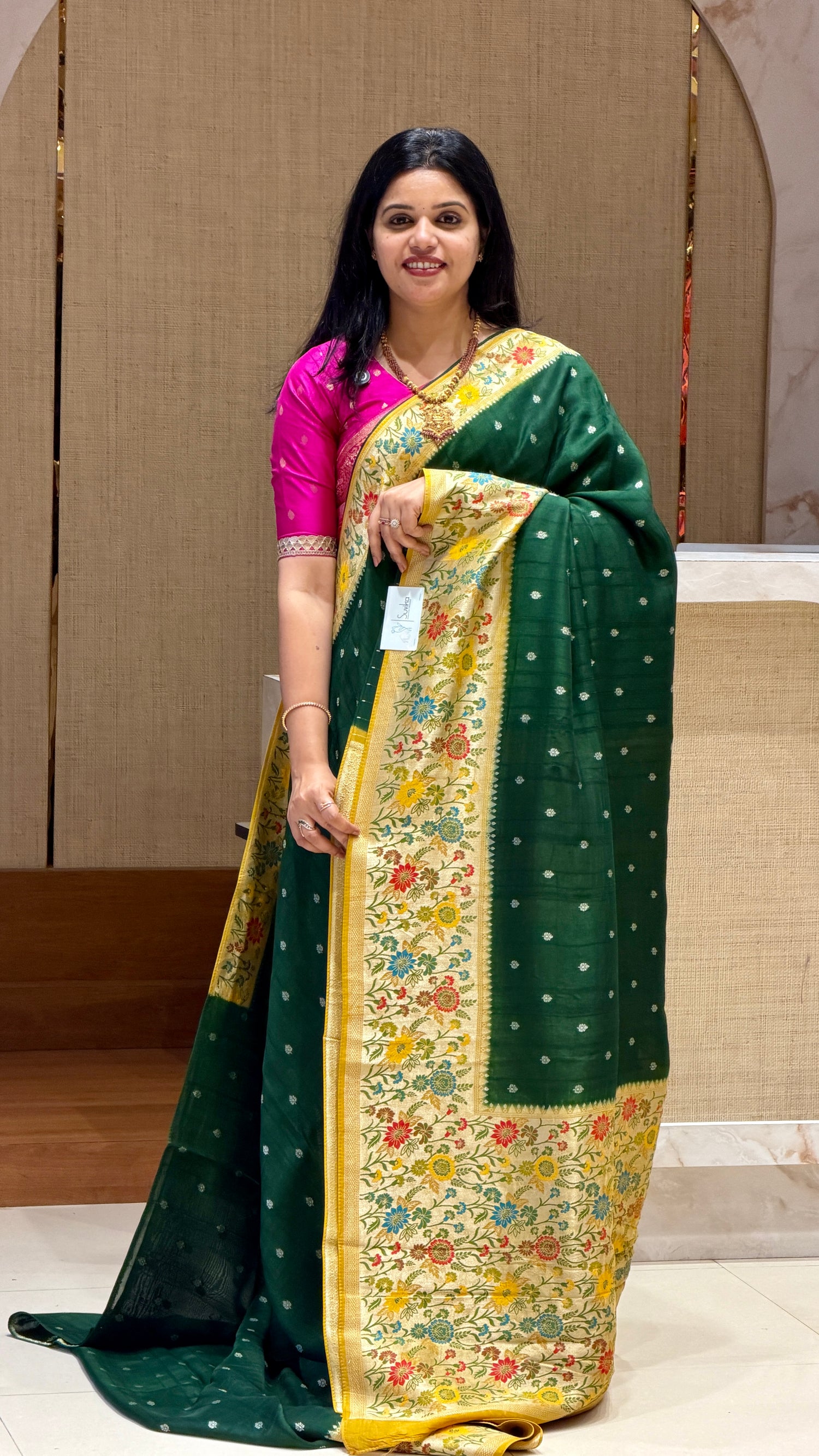 SUV3822-BOTTLE GREEN TUSSER GEORGETTE 01