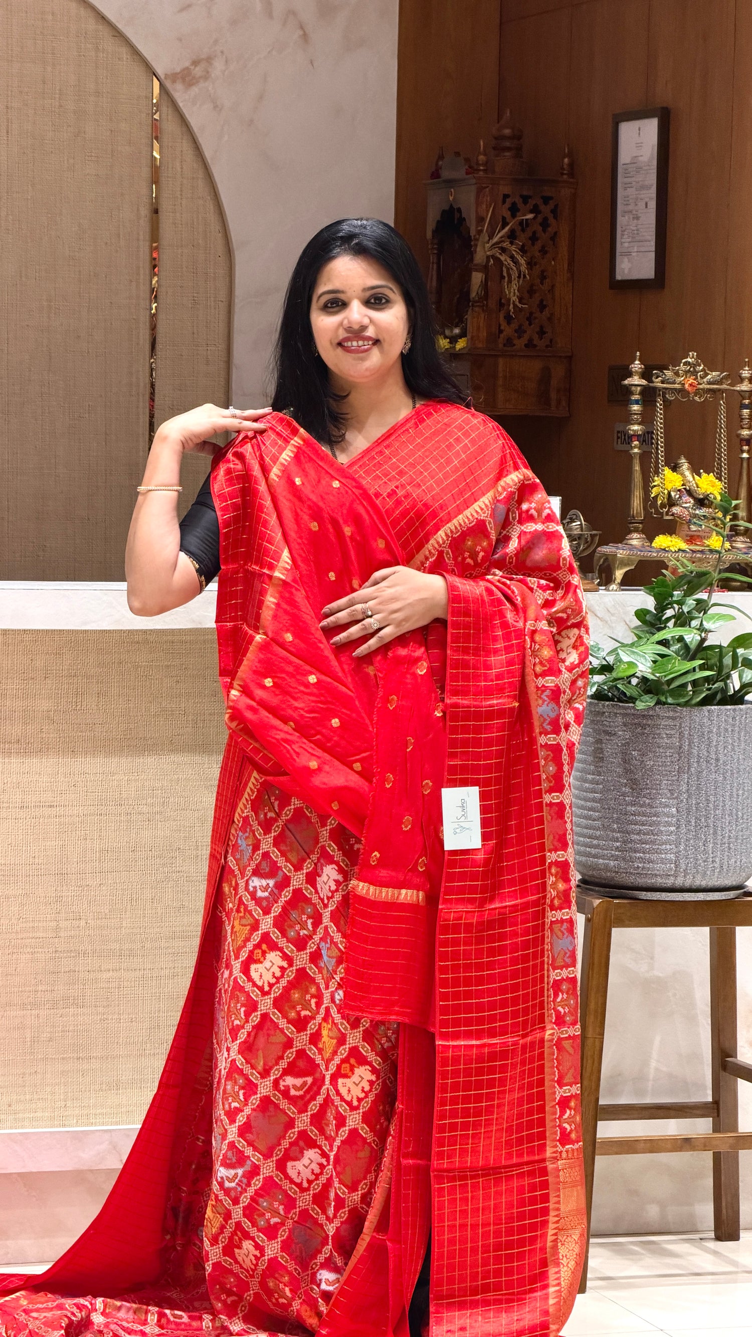 SUV4445-RED