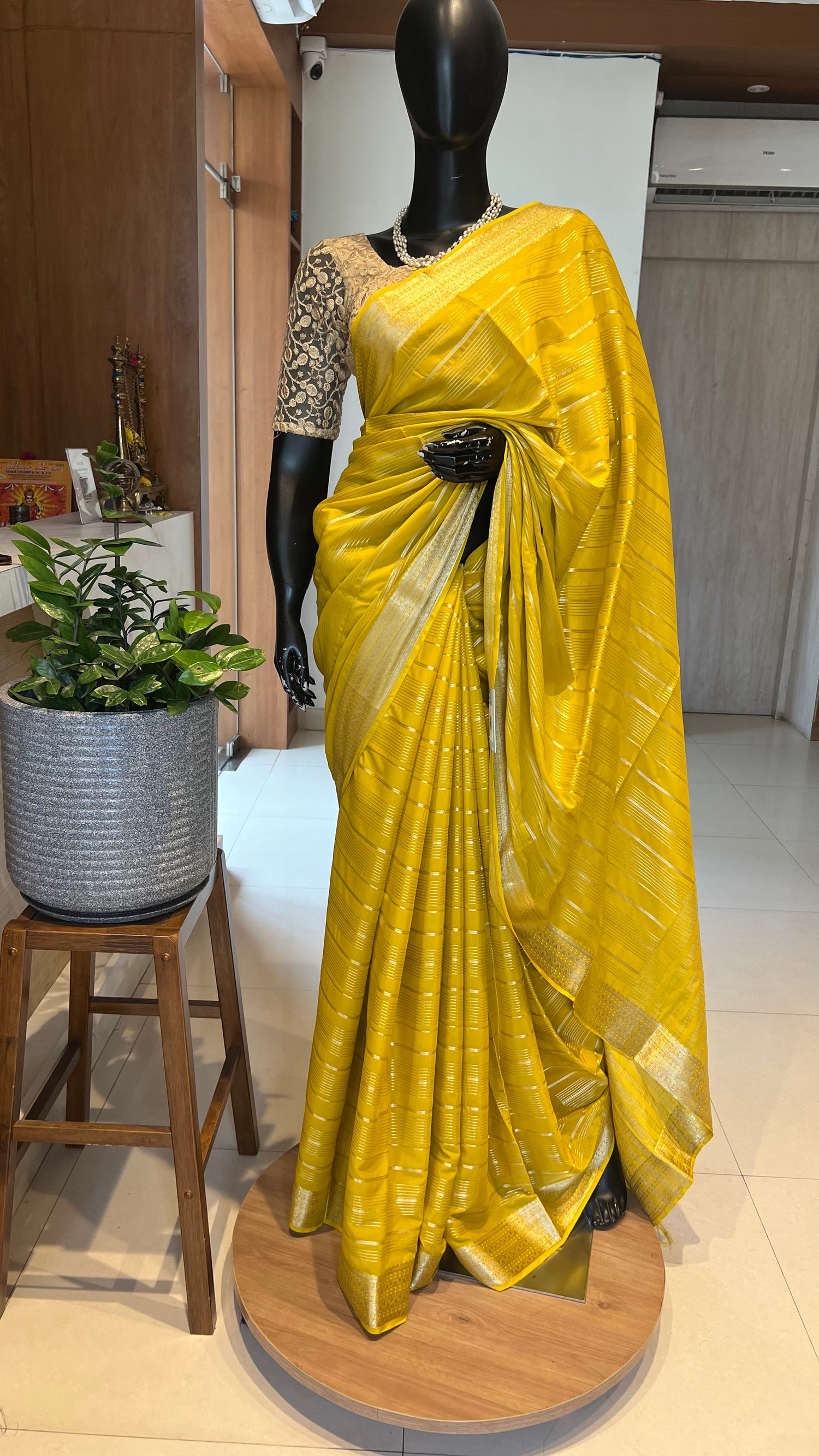 SUV2138 - YELLOW Mysore crepe