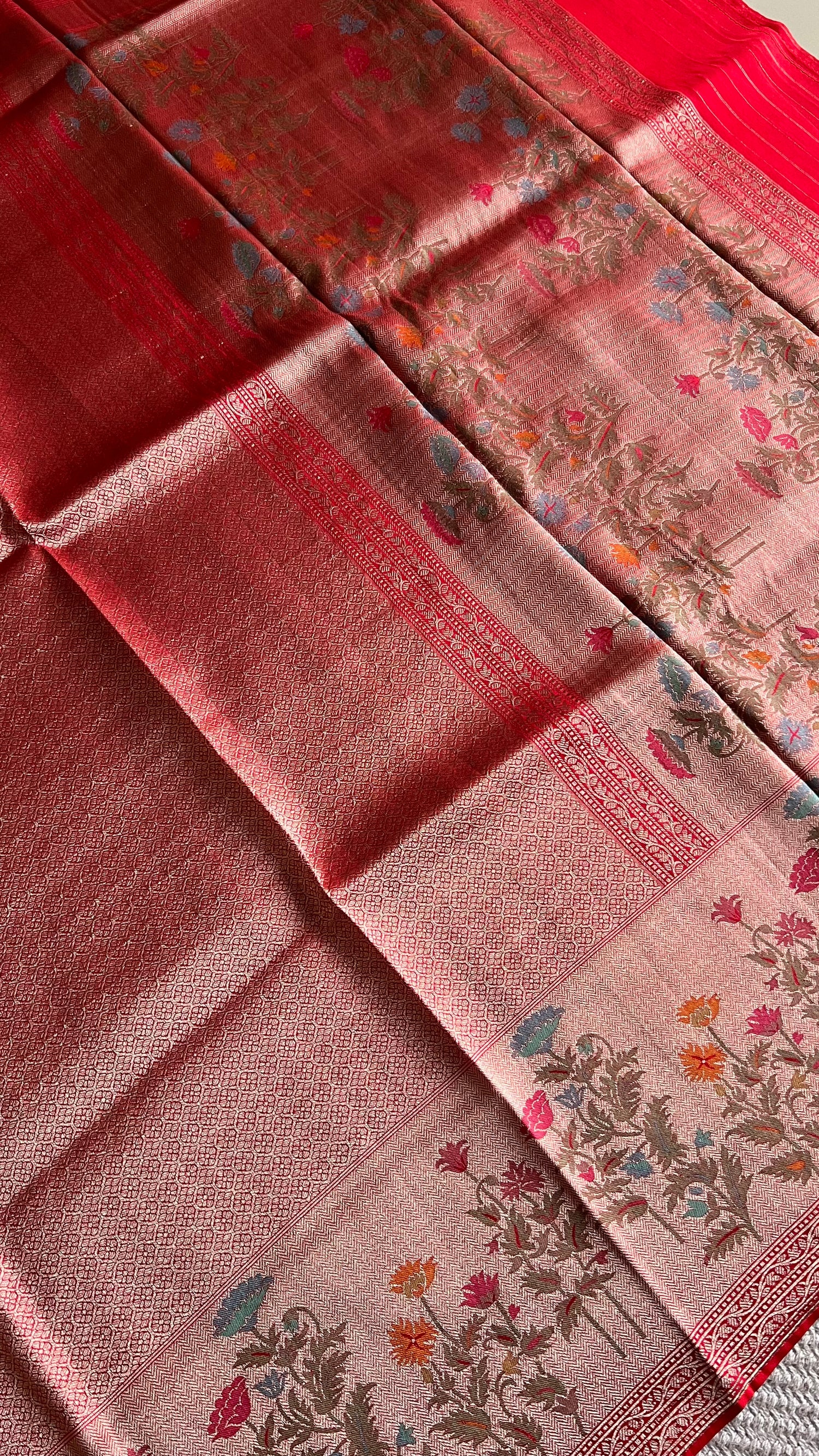 BROCADE TISSUE SAREE SUV5457-RED