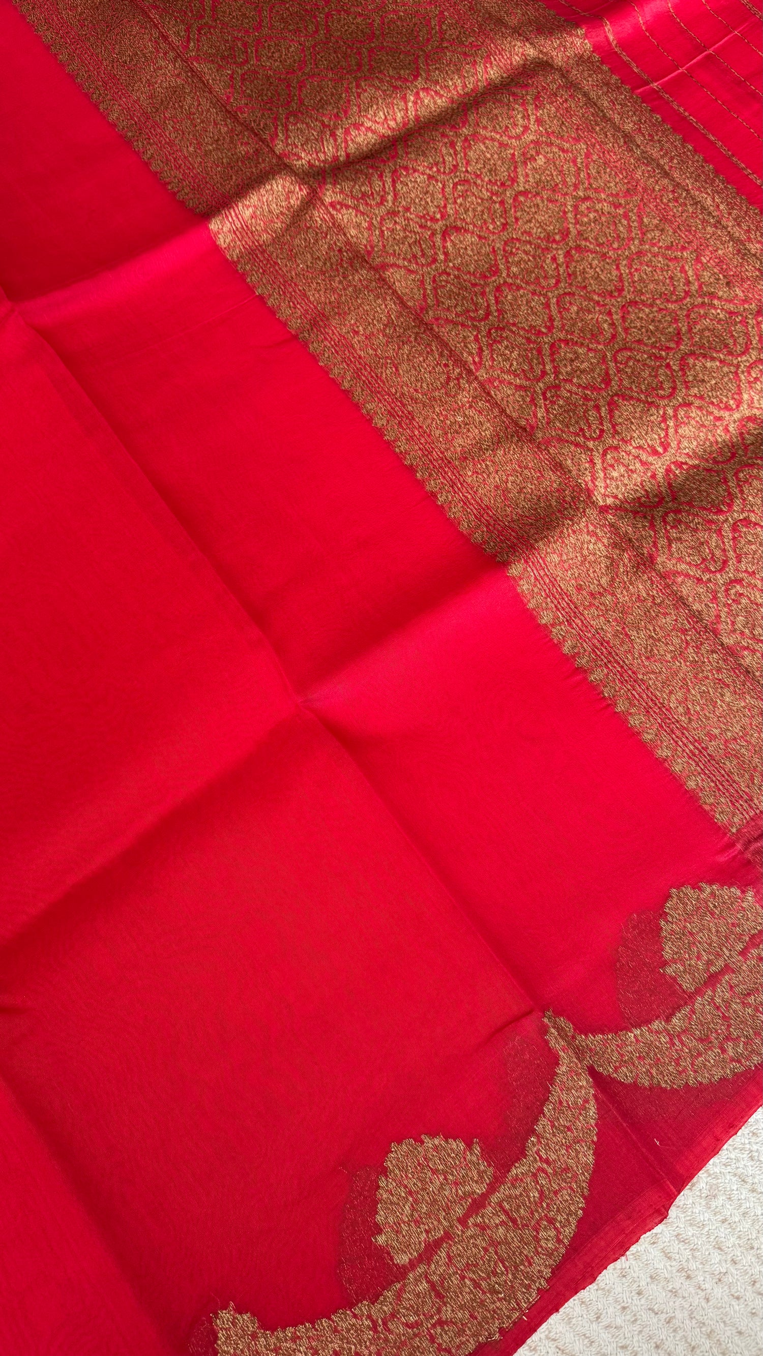 PSUV135 - RED PURE KORA ORGABZA SILK