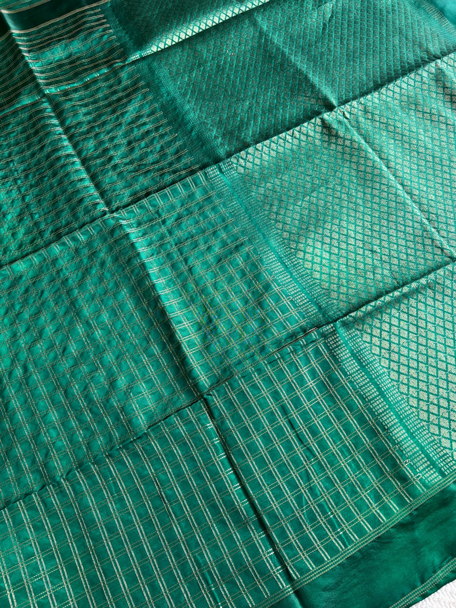 TUSSER SAREE SUV5483-BOTTLEGREEN