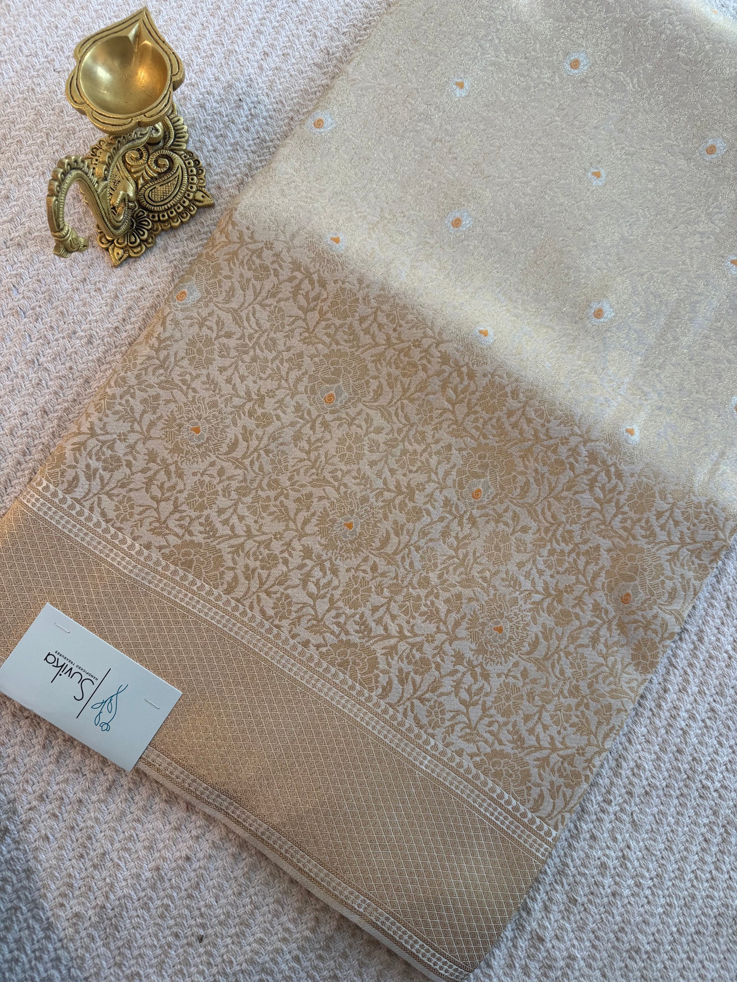SUV4190-OFFWHITE