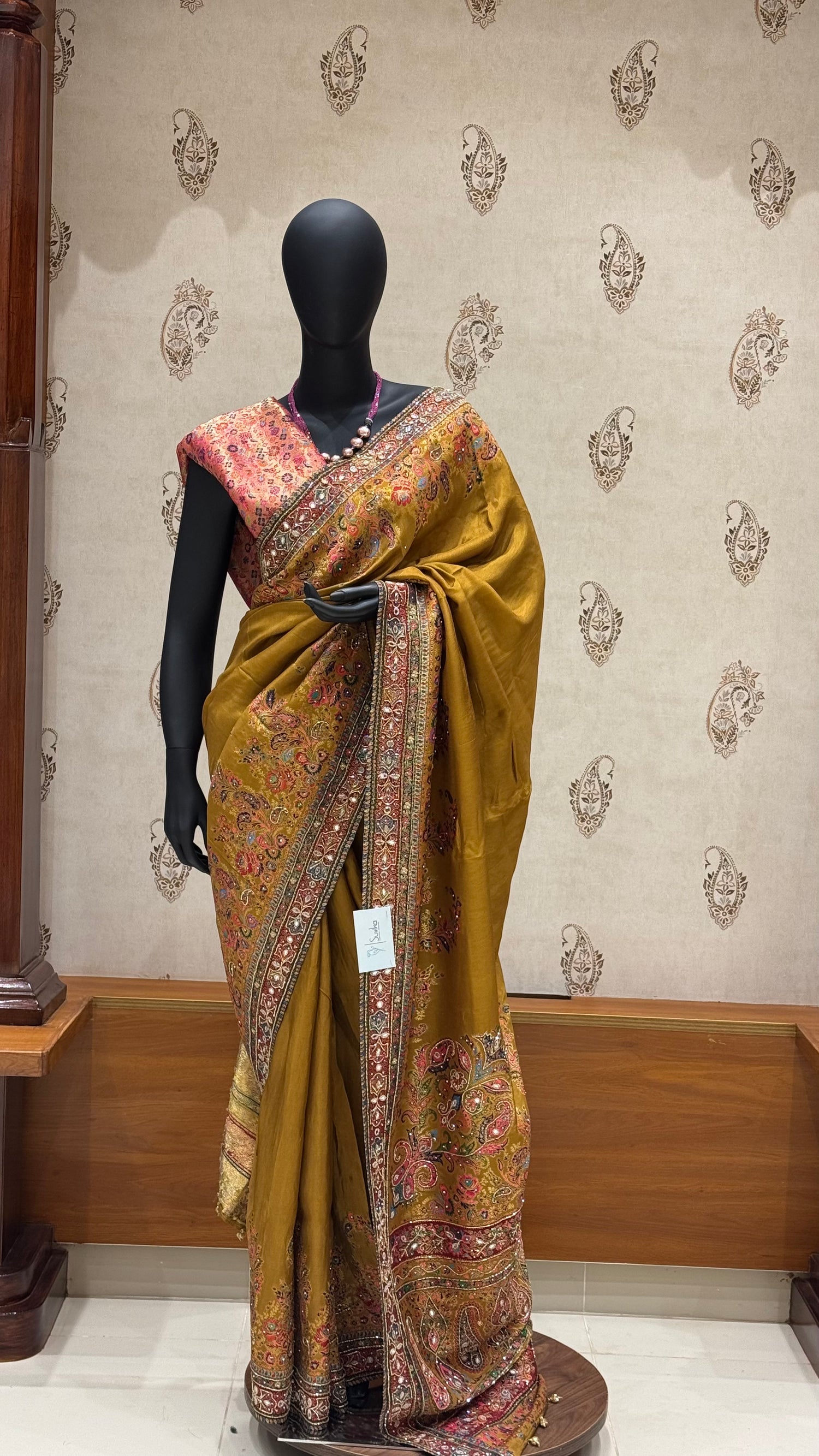 SUV4251-MENENDIGREEN