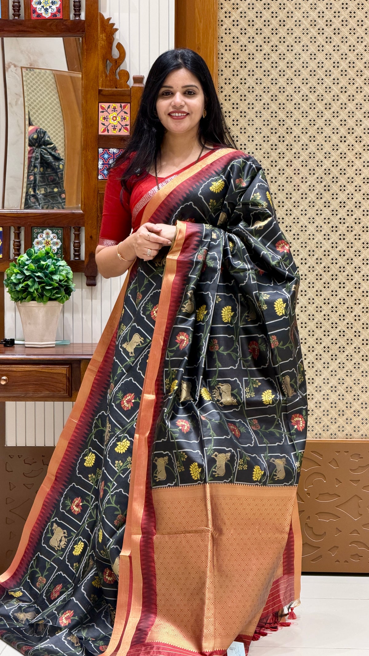 SUV4399-BLACK