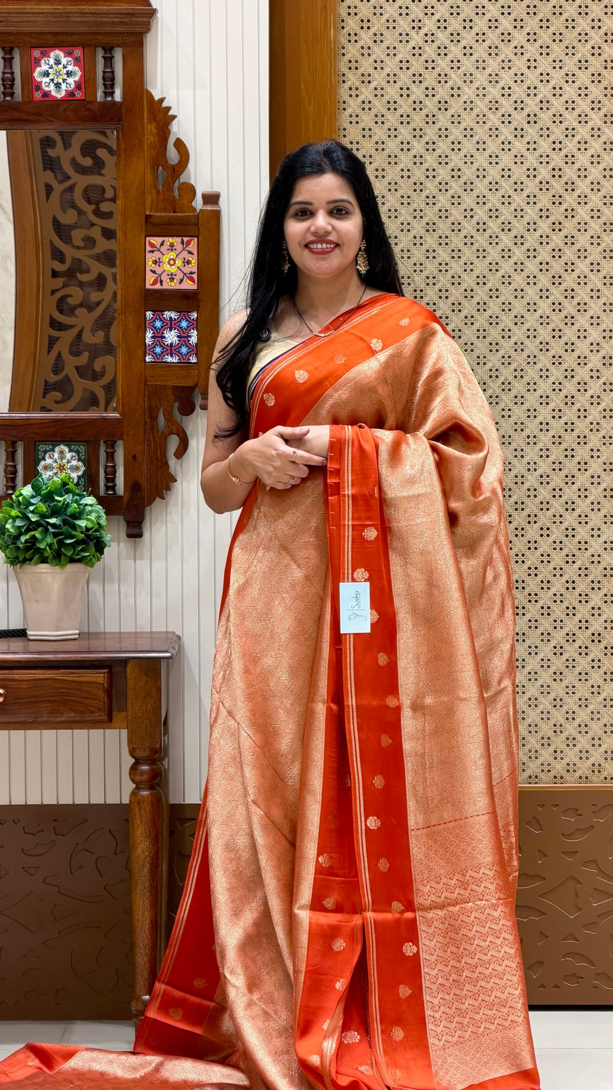 SUV5677-RUST ORANGE TISSUE CREPE SAREE