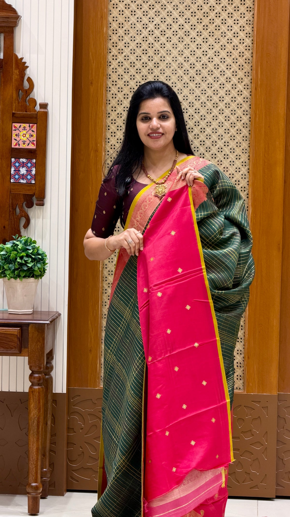 Kanchi crepe silk saree SUV5860-BOTTLEGREEN