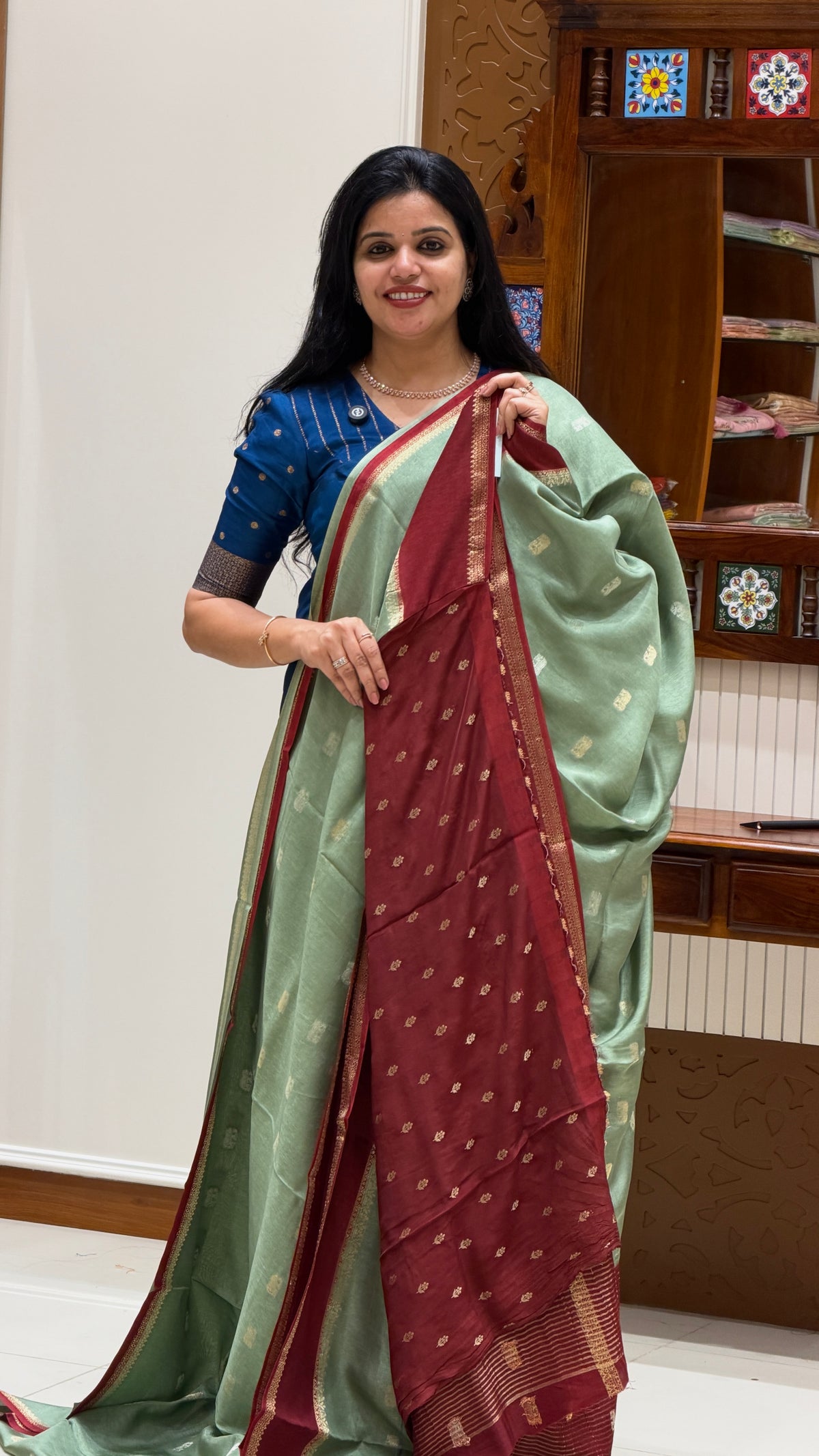 CREPE SILK SAREE SUV6029-SAGEGREEN WITH RED