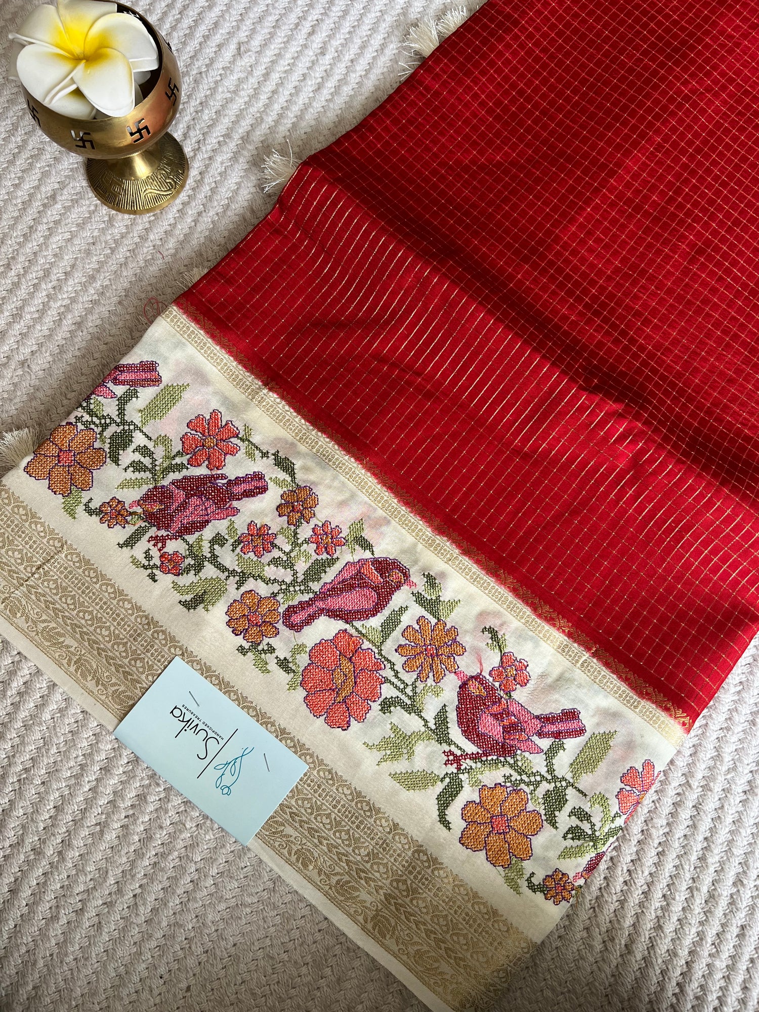 SUV5378-RED WITH OFFWHITE