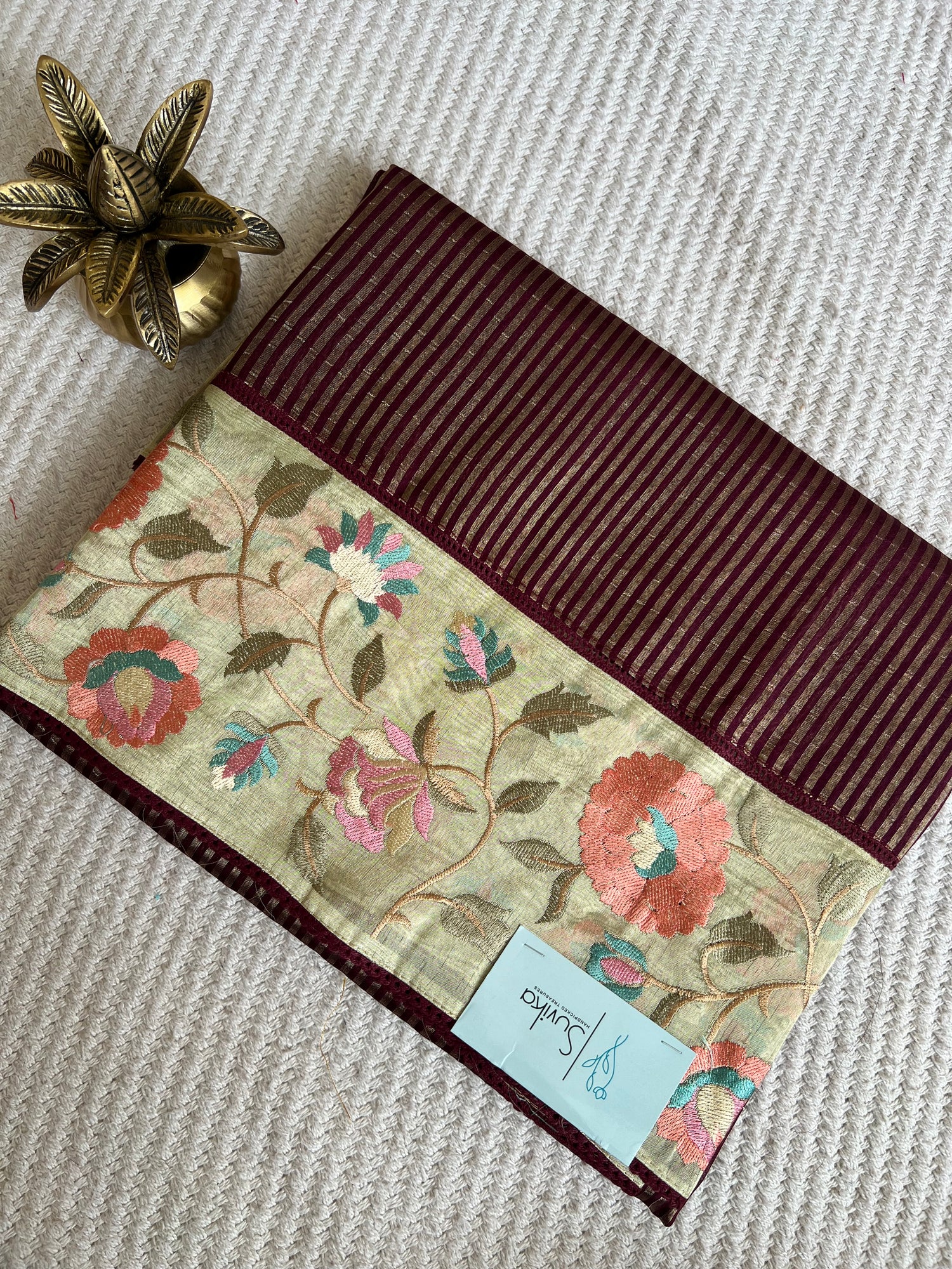 SUV5381-WINE