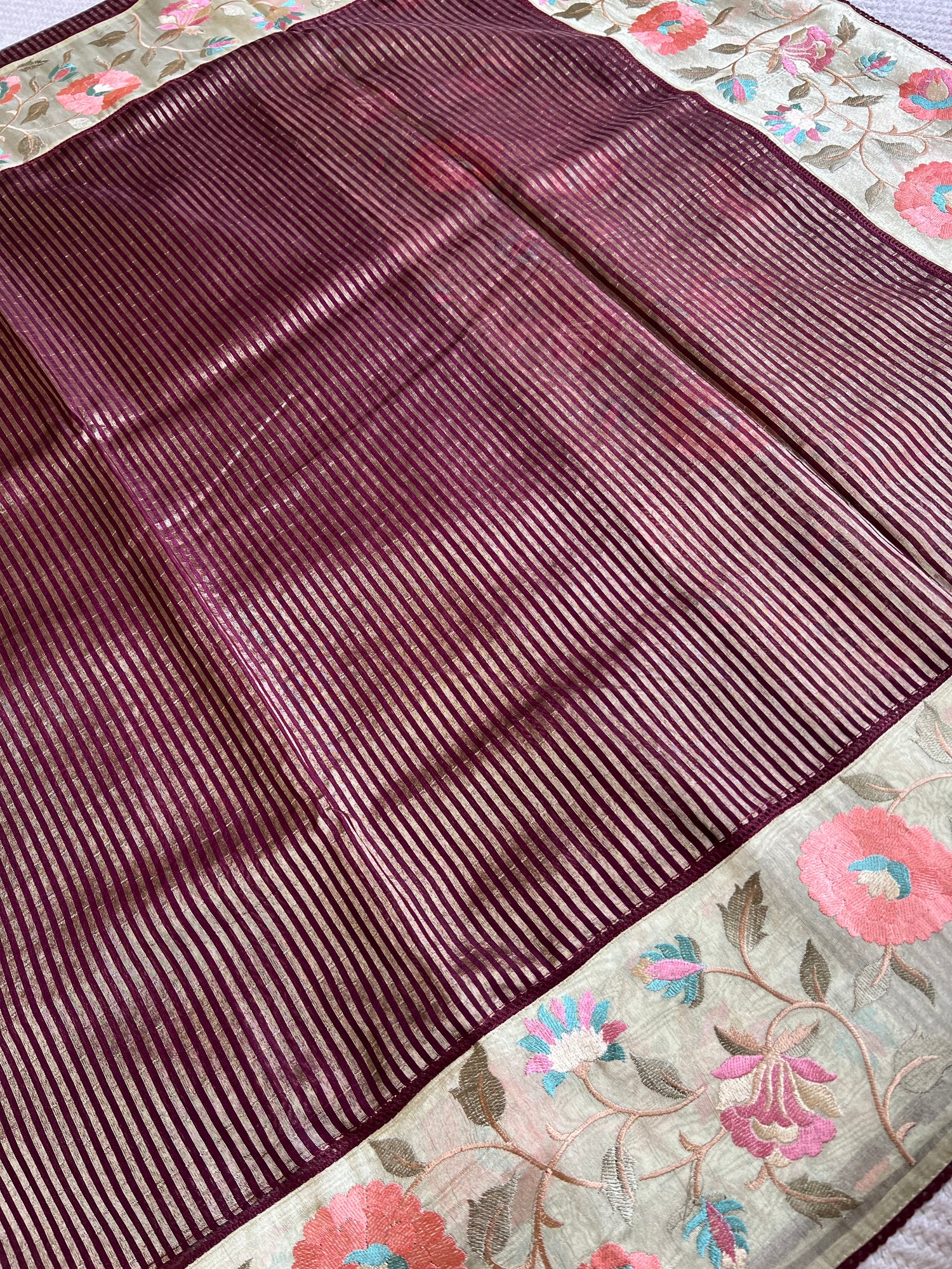 SUV5381-WINE