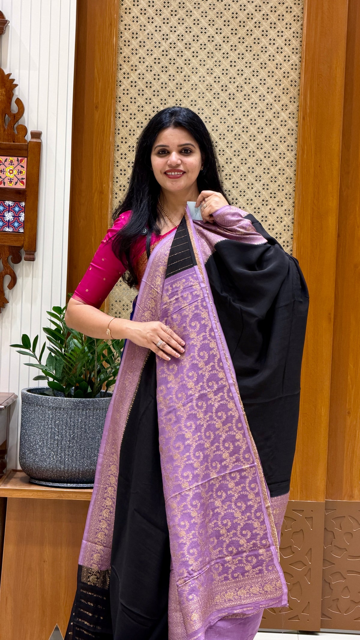 BANARASI CREPE SILK SUV4735-BLACK WITH LAVENDER