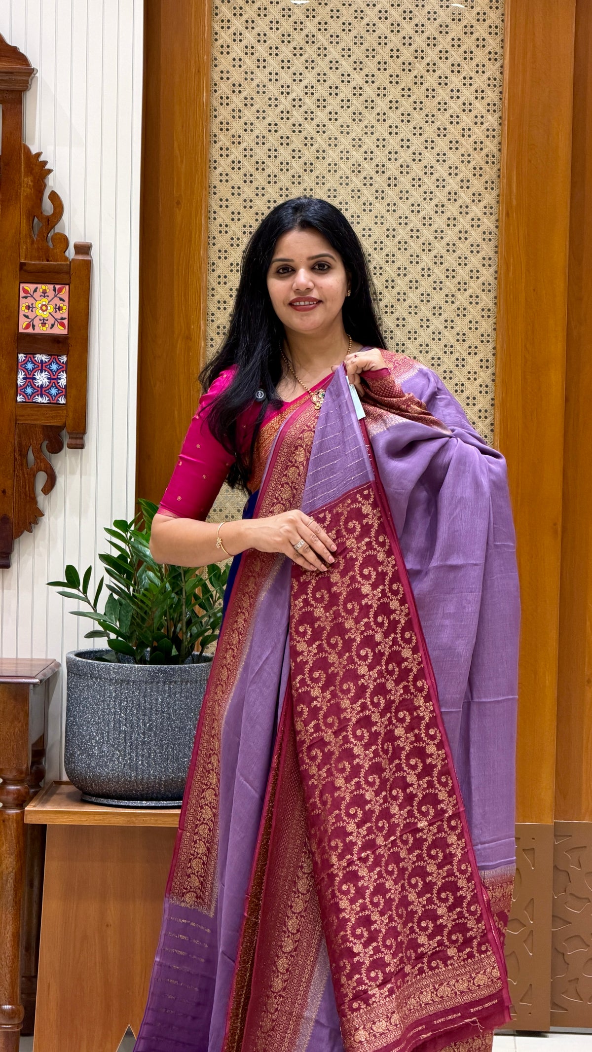 BANARASI CREPE SILK SUV4735-LAVENDER WITH WINE