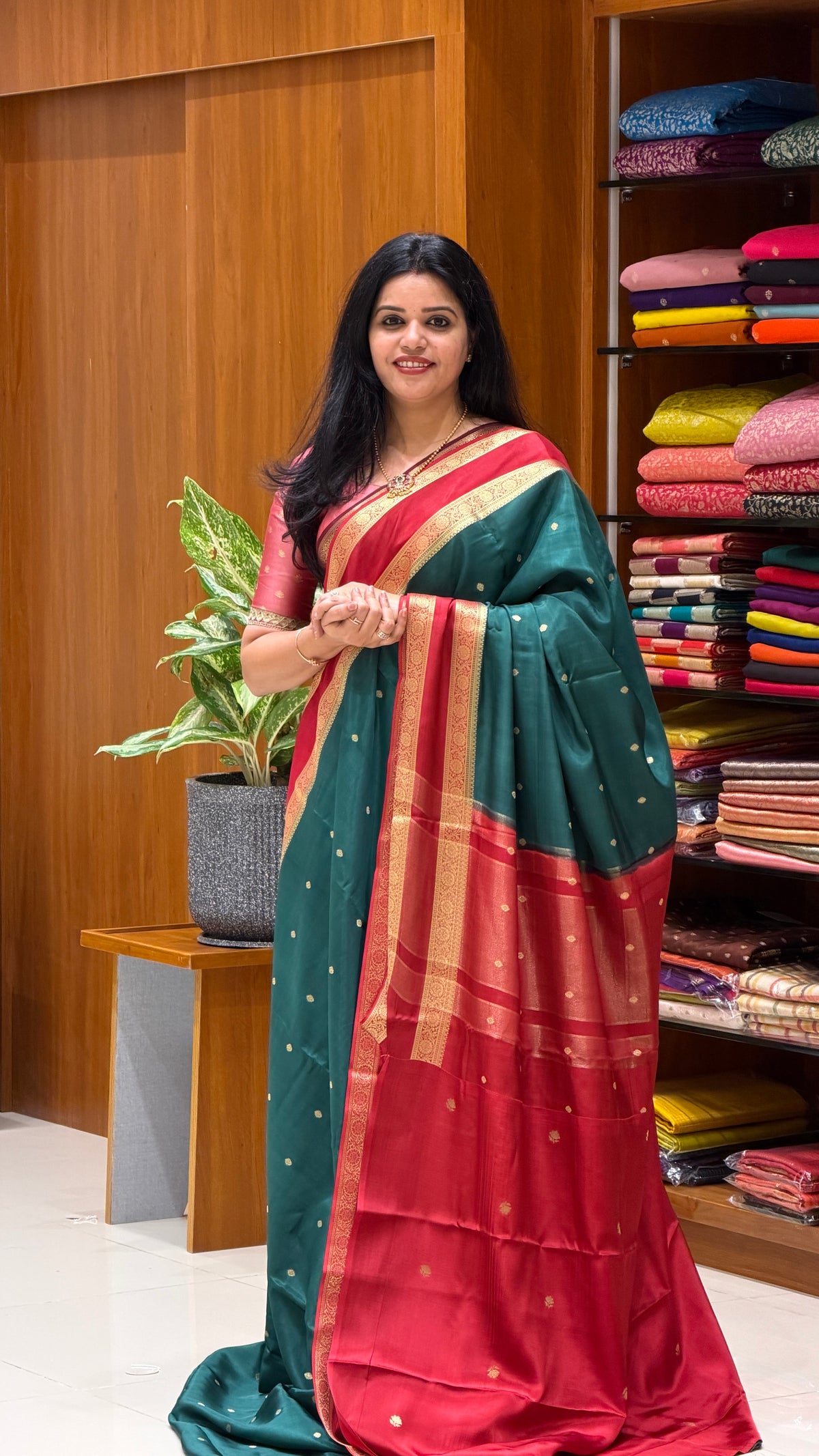 MYSORE CREPE 01 SUV5789-BOTTLEGREEN