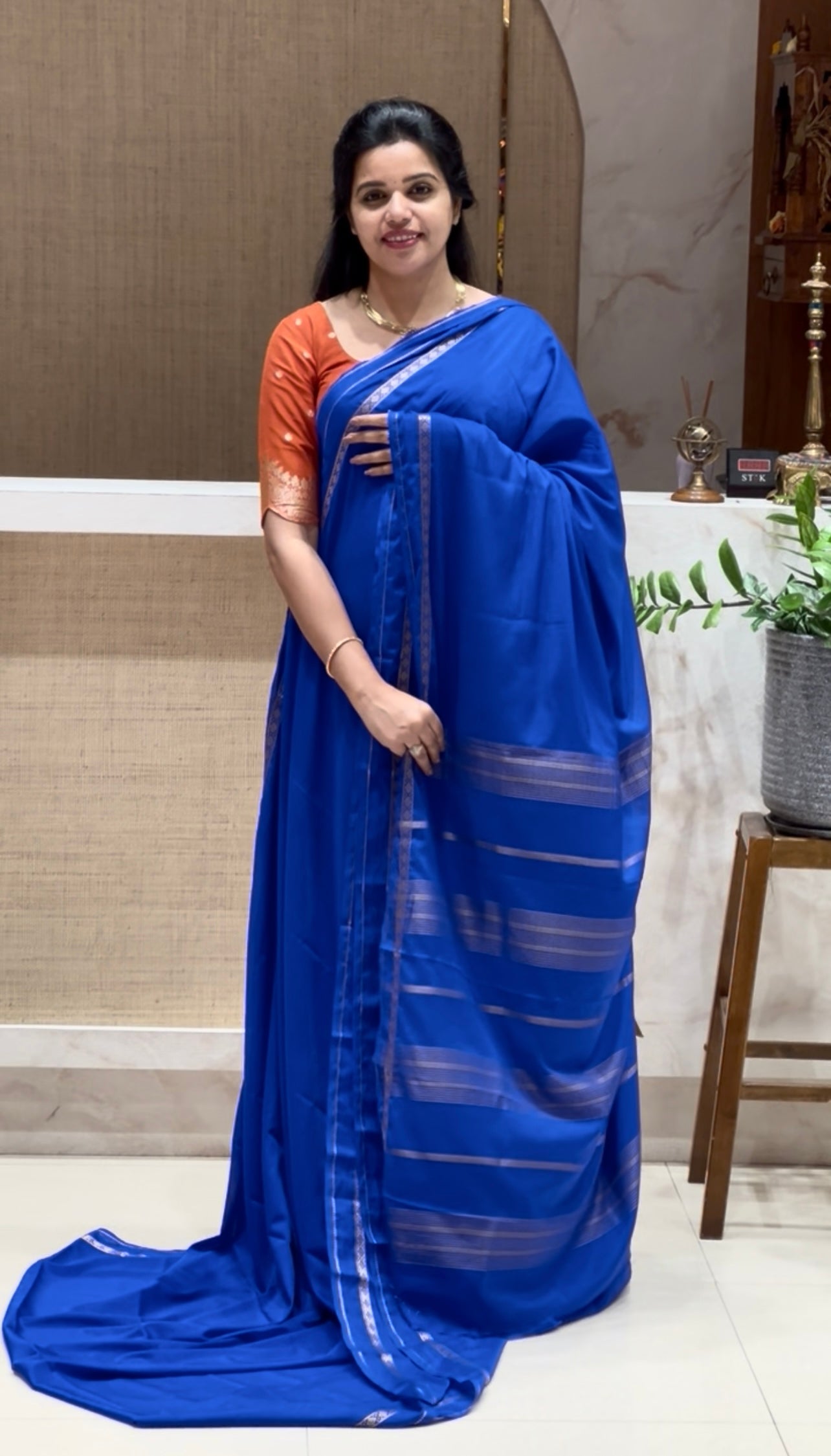 SUV3730-ROYAL BLUE