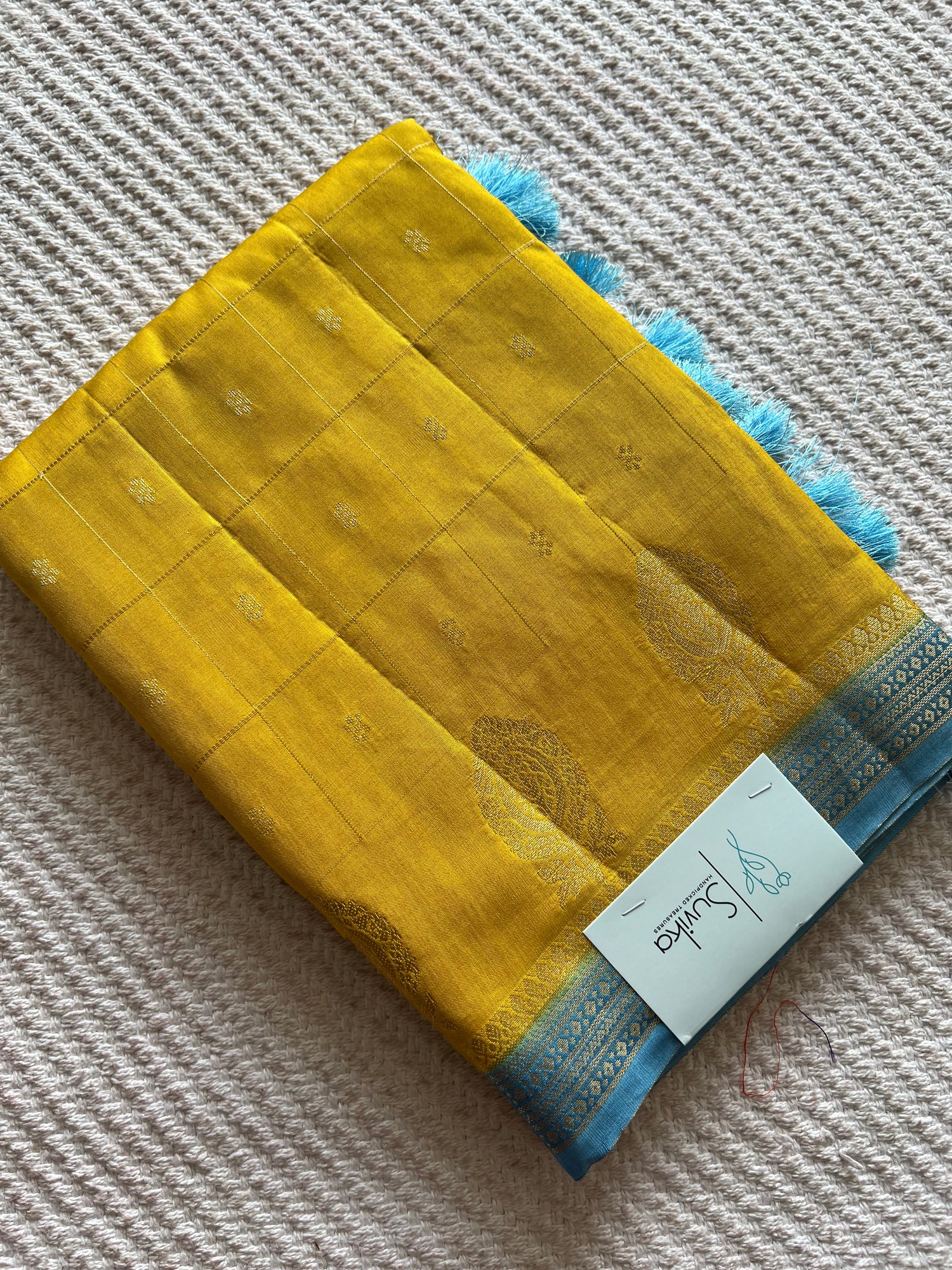 SUV3670-YELLOW WITH BLUE