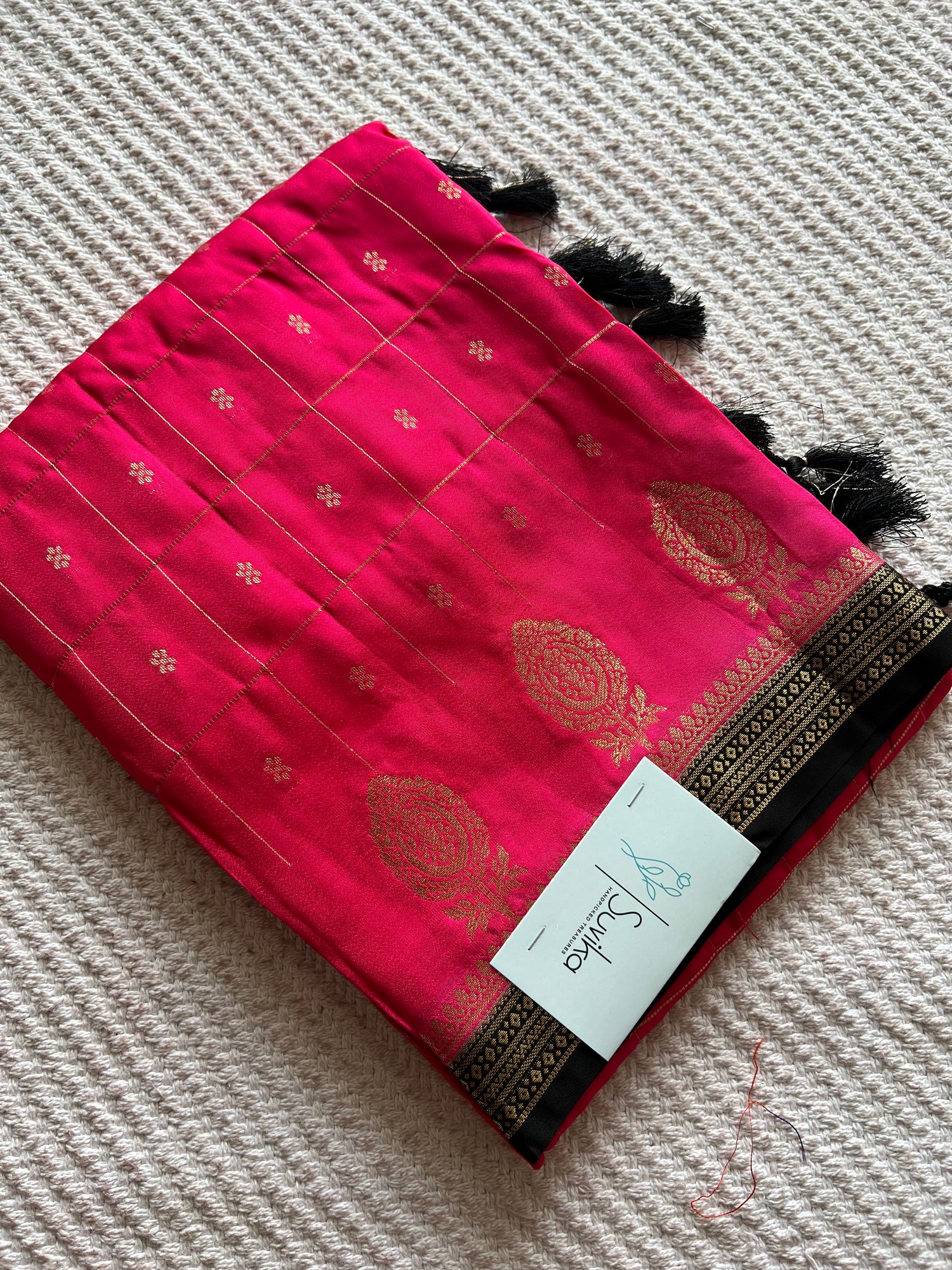 SUV3670-PINK WITH BLACK