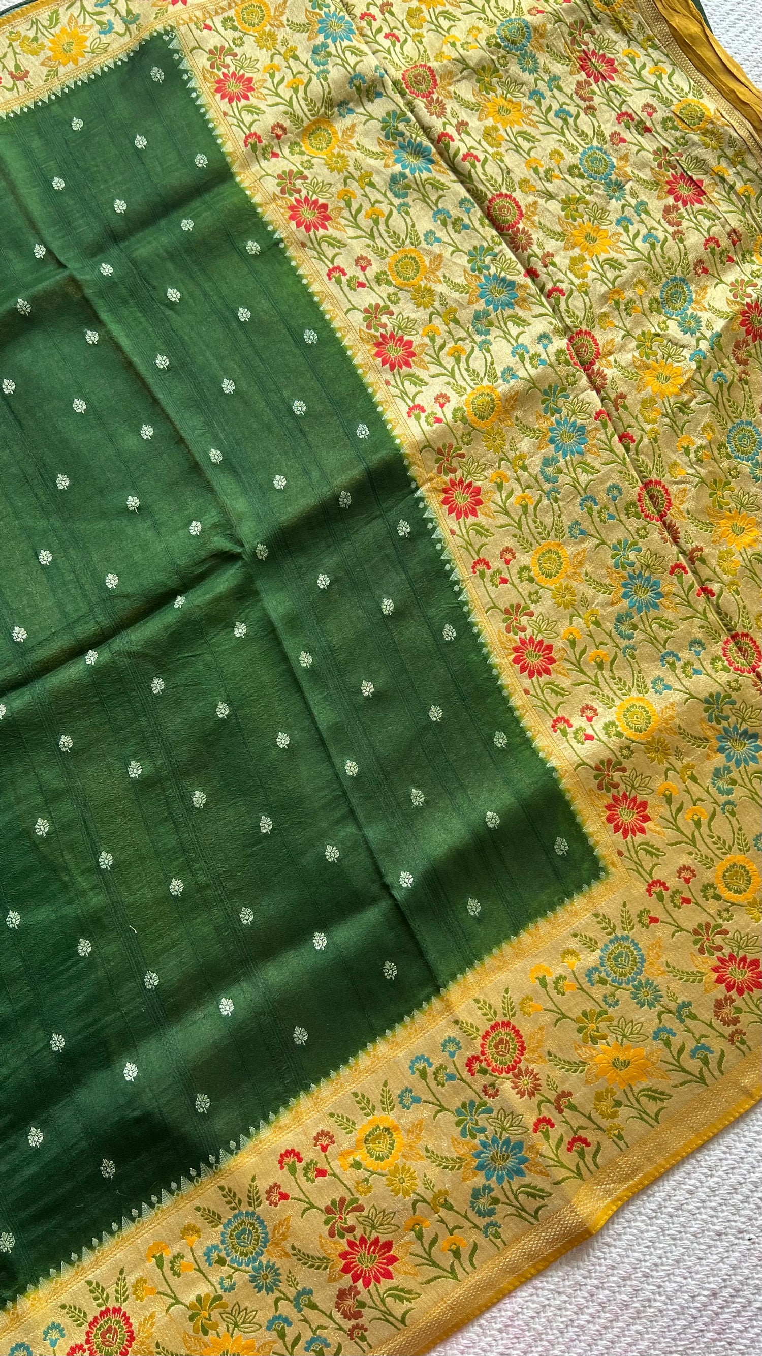 SUV3822-BOTTLE GREEN WITH YELLOW