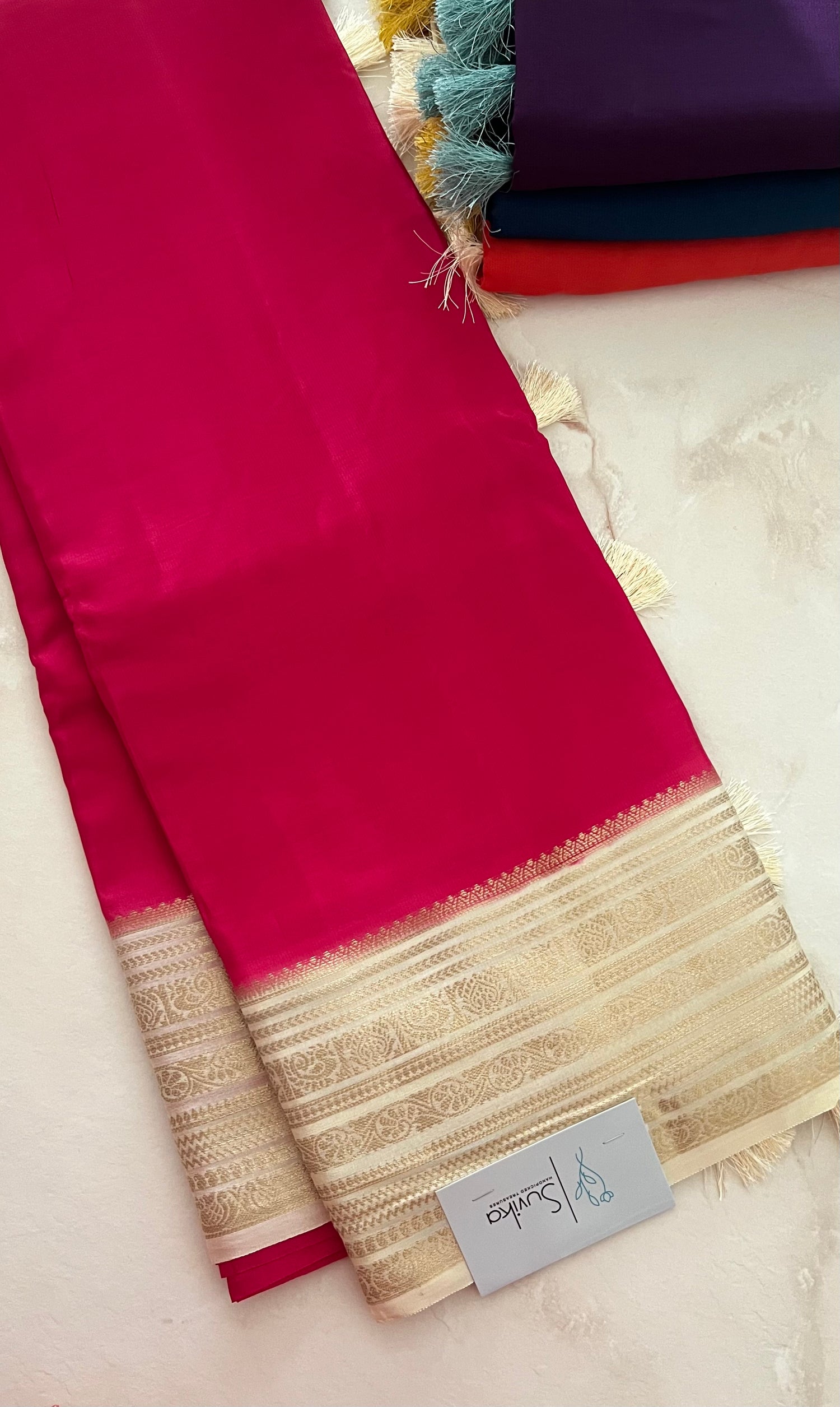 SUV3780- PINK WITH WHITE