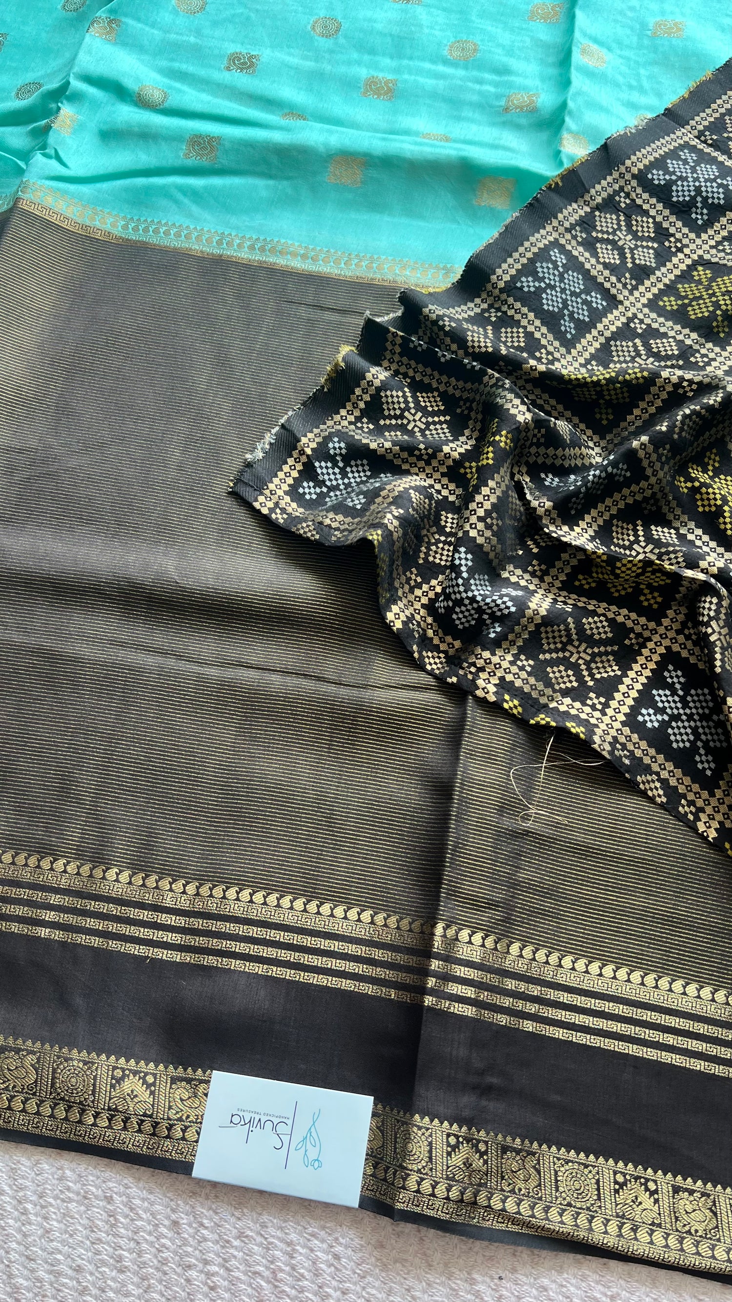 SUV3621- RAMABLUE WITH BLACK