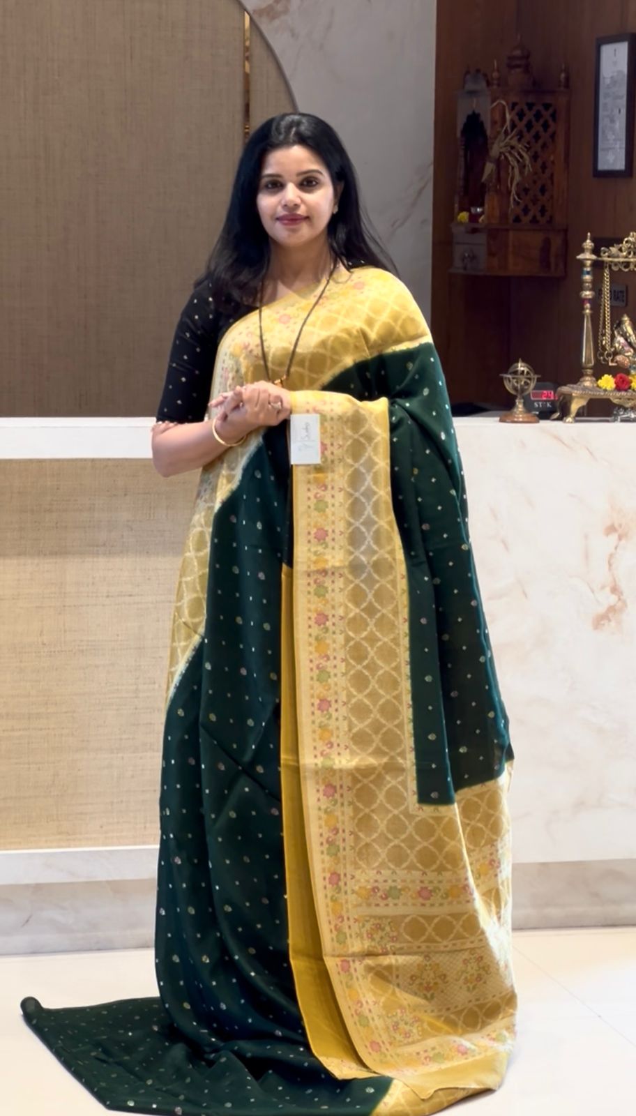 SUV3657- BOTTLEGREEN WITH YELLOW