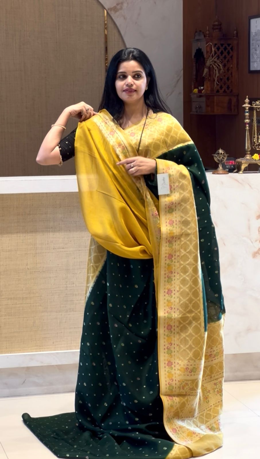 SUV3657- BOTTLEGREEN WITH YELLOW