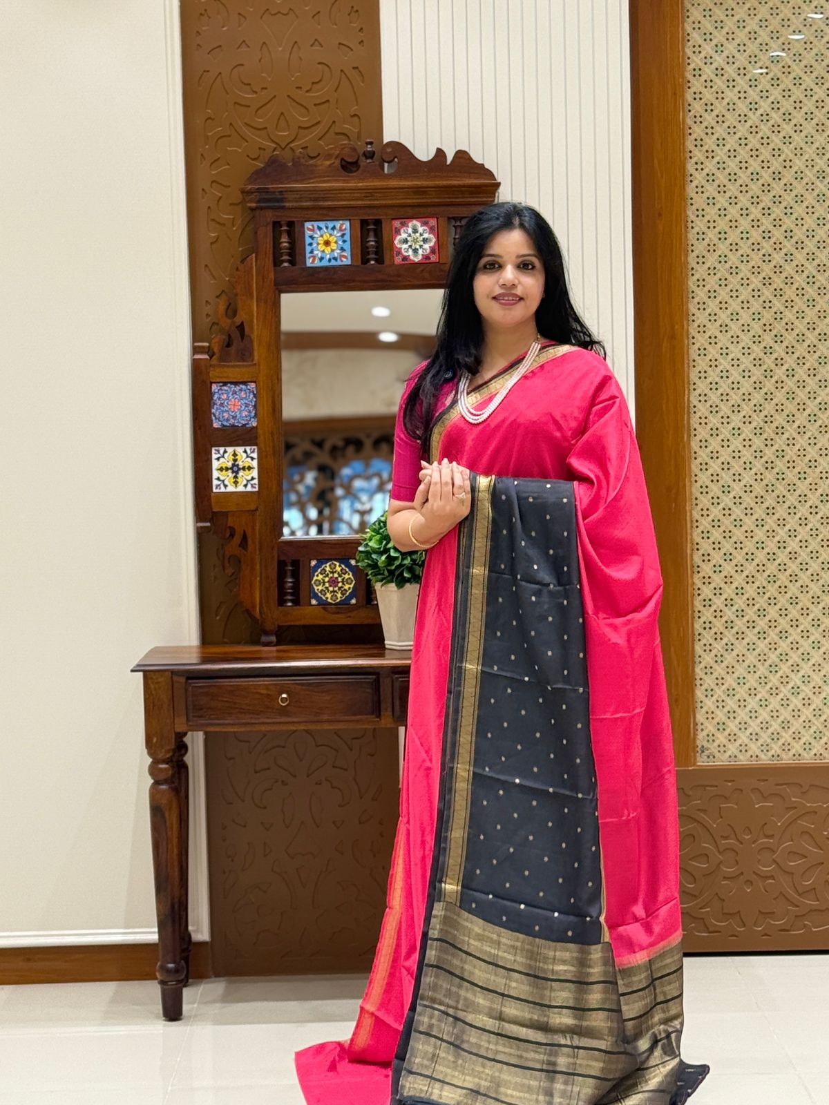 SUV3660-PINK WITH BLACK