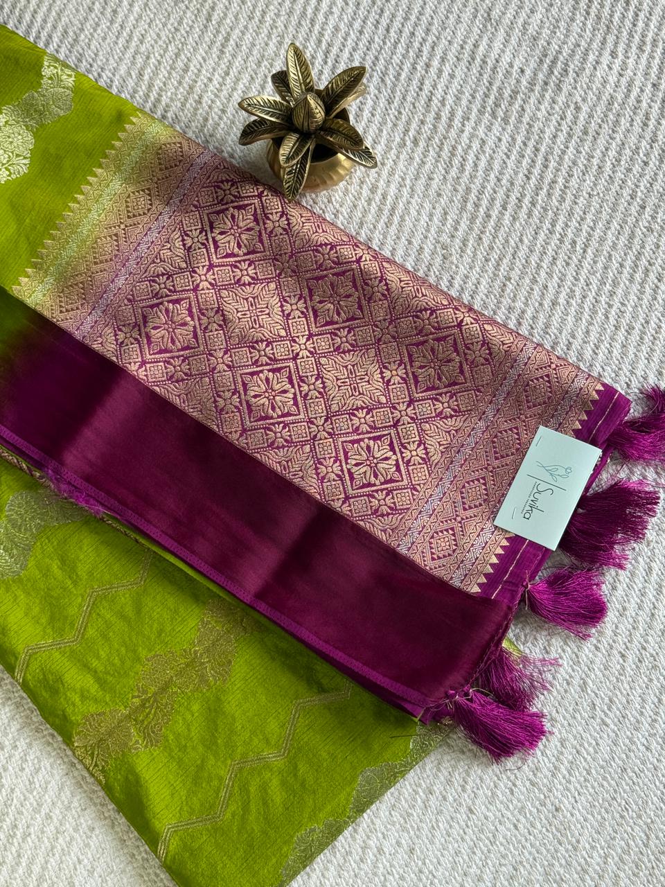 SUV3874 -PARROTGREEN WITH PURLE